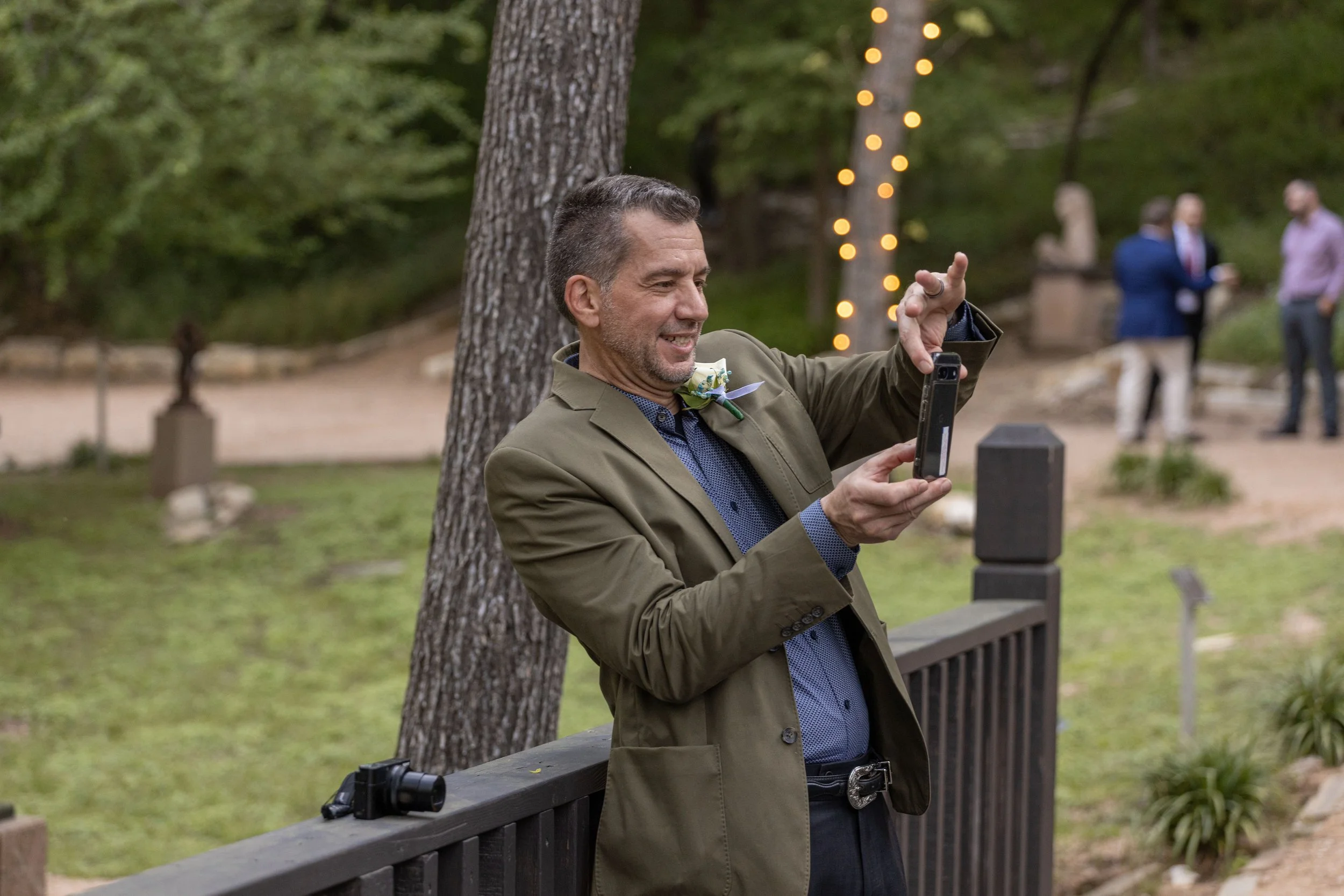 Tanner and Isaac 02 PreCeremony-17.jpg