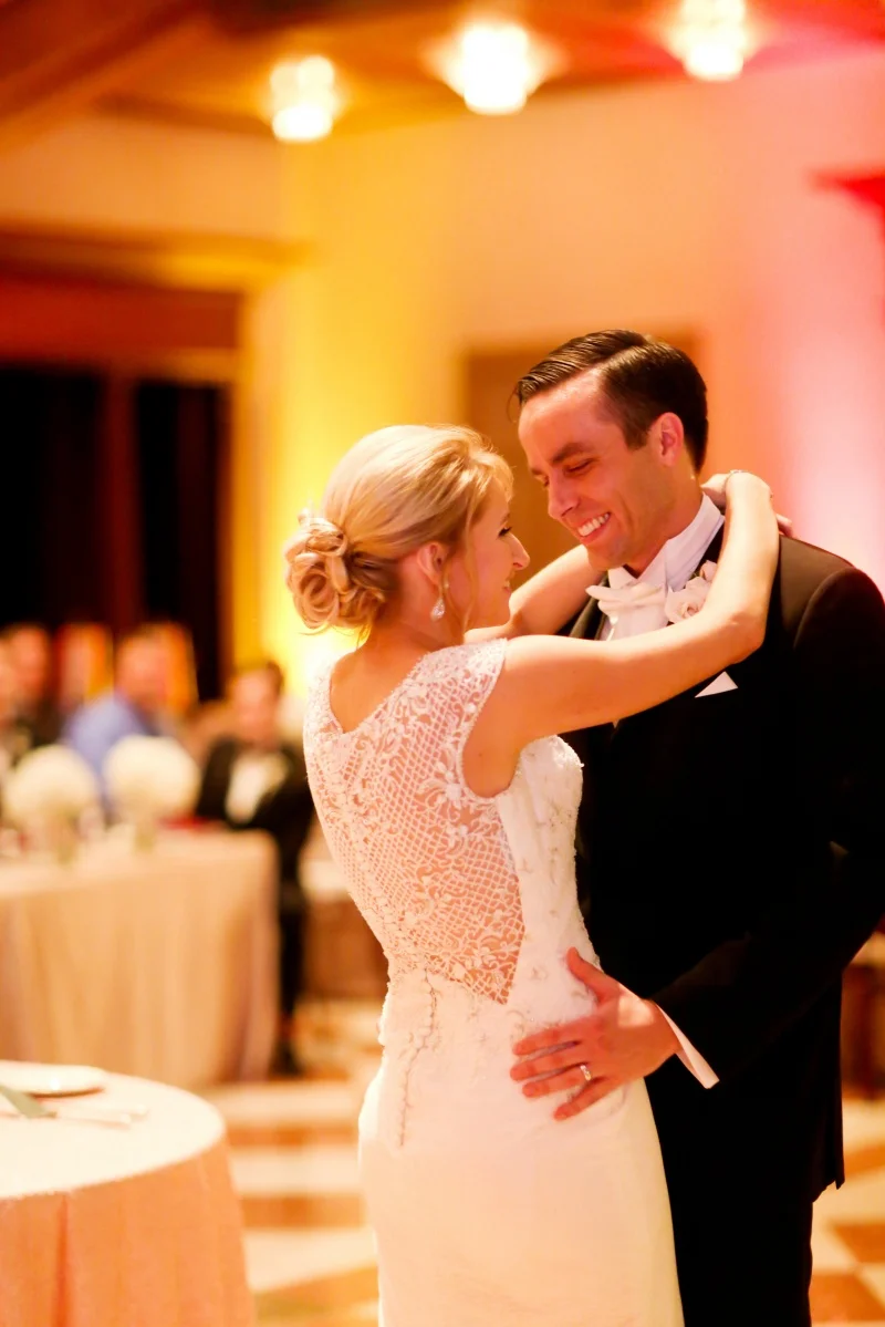 Real-Indianapolis-Wedding-Danielle-Dillon-6-Reception-0140.jpg