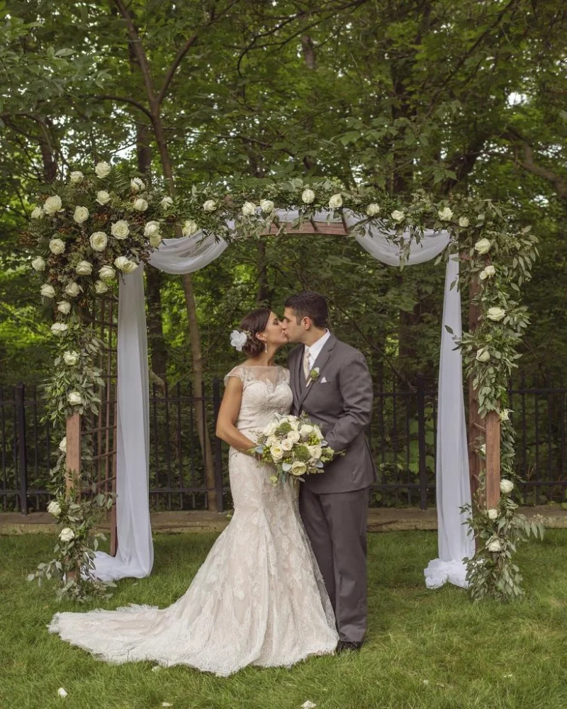 MGC-RealIndianapolisWeddings-KelseyChris-26.jpg