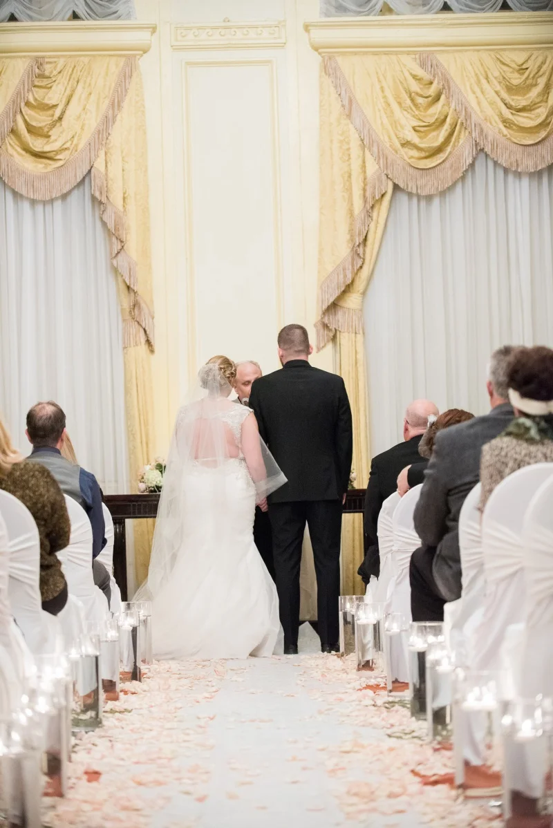 MGC-RealWeddings-StephanieNick-6.jpg