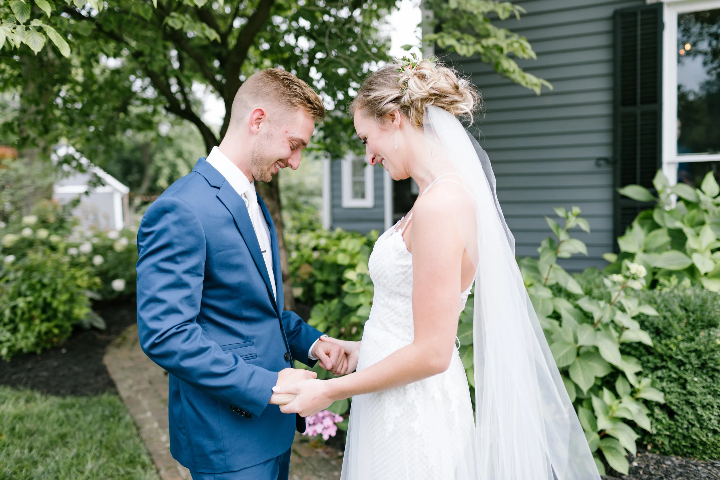 MarieGabrielCouture-Maggie-Eric-Real-Wedding-Inspiration-13.jpg