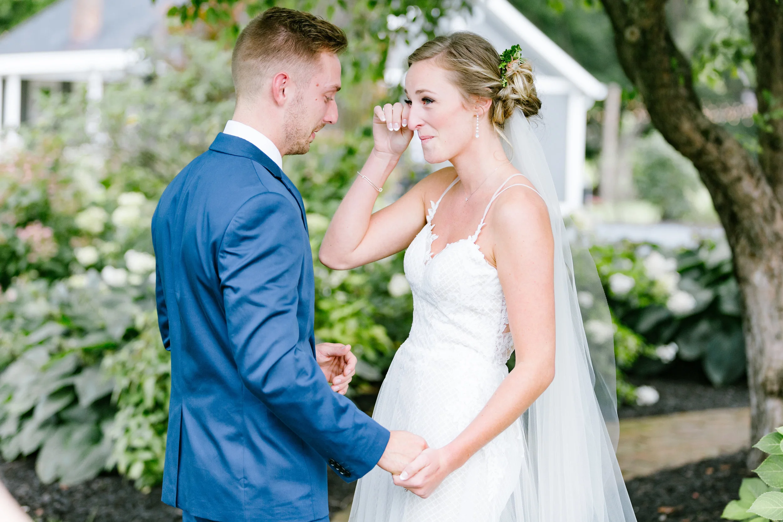 MarieGabrielCouture-Maggie-Eric-Real-Wedding-Inspiration-24.jpg