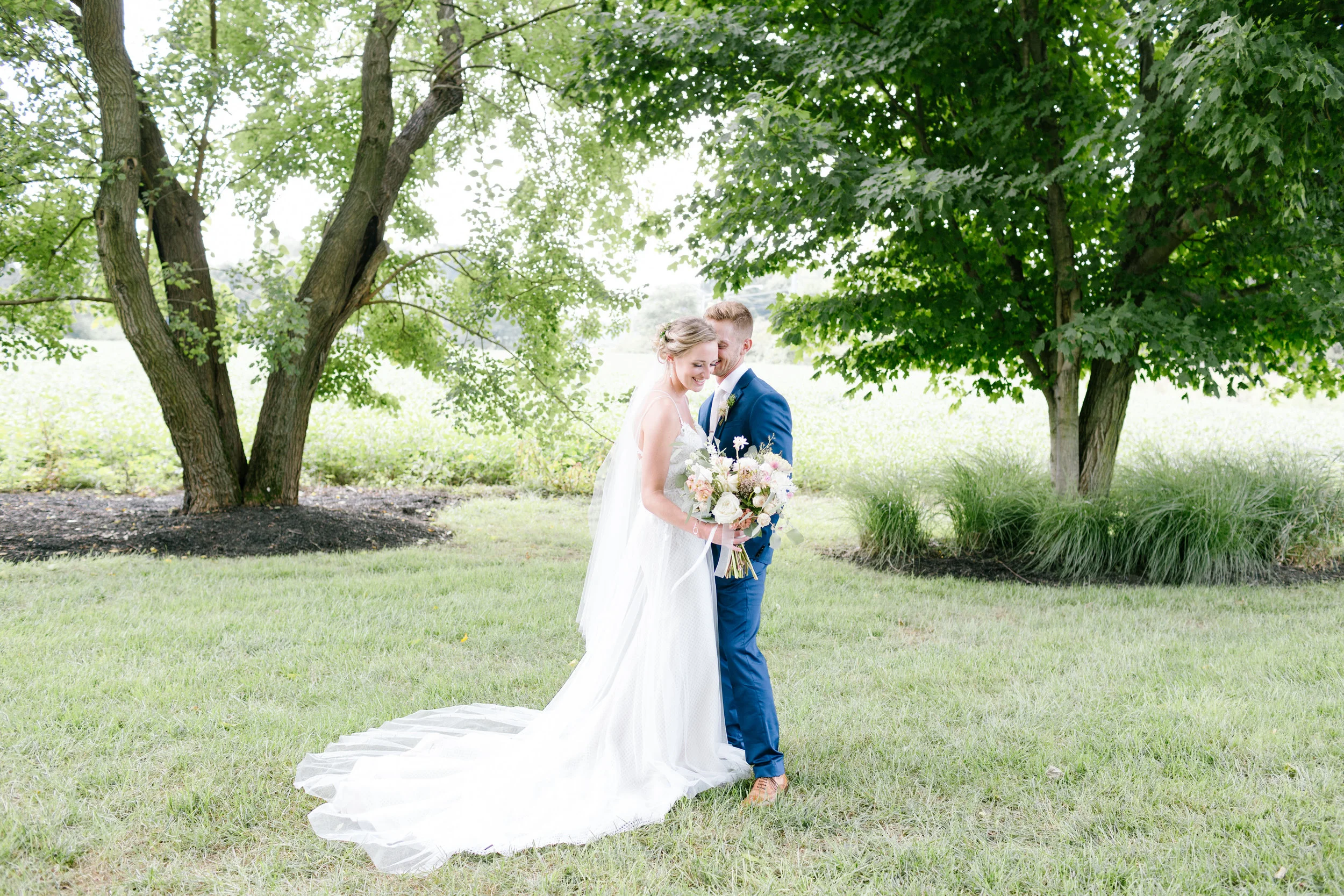 MarieGabrielCouture-Maggie-Eric-Real-Wedding-Inspiration-26.jpg