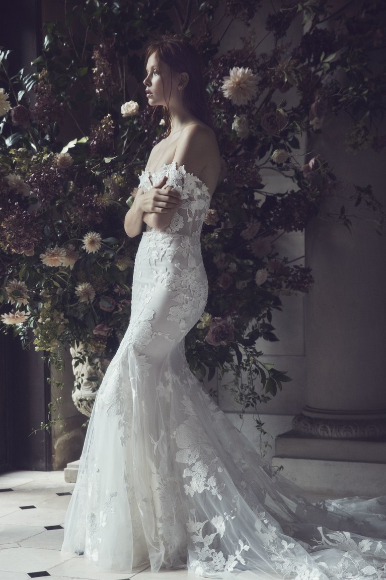Monique Lhuillier Bridal Indianapolis In Bridal Store Wedding