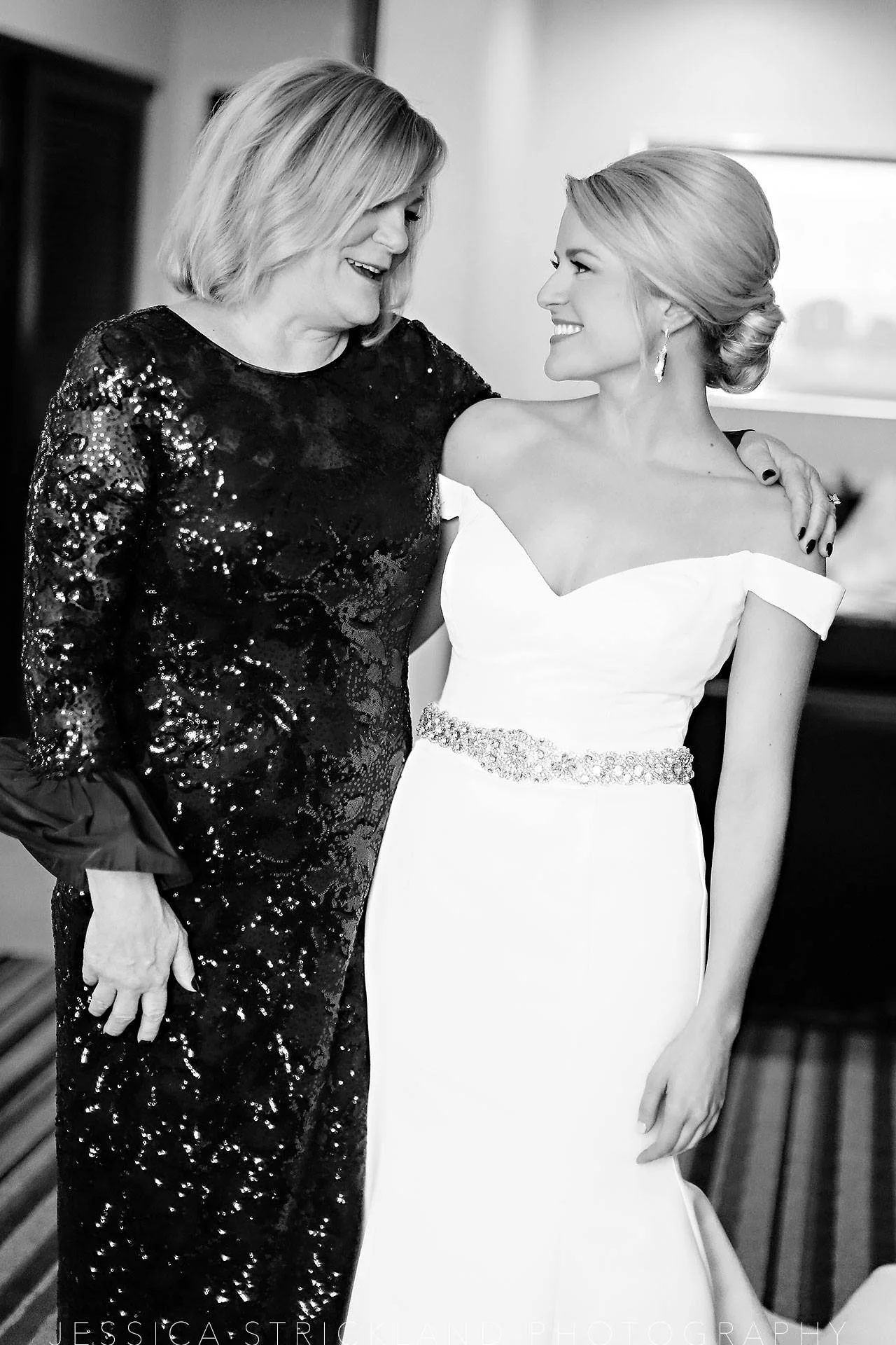 EmilyAndrew-WeddingInspiration-NewYearsEve-6.jpg