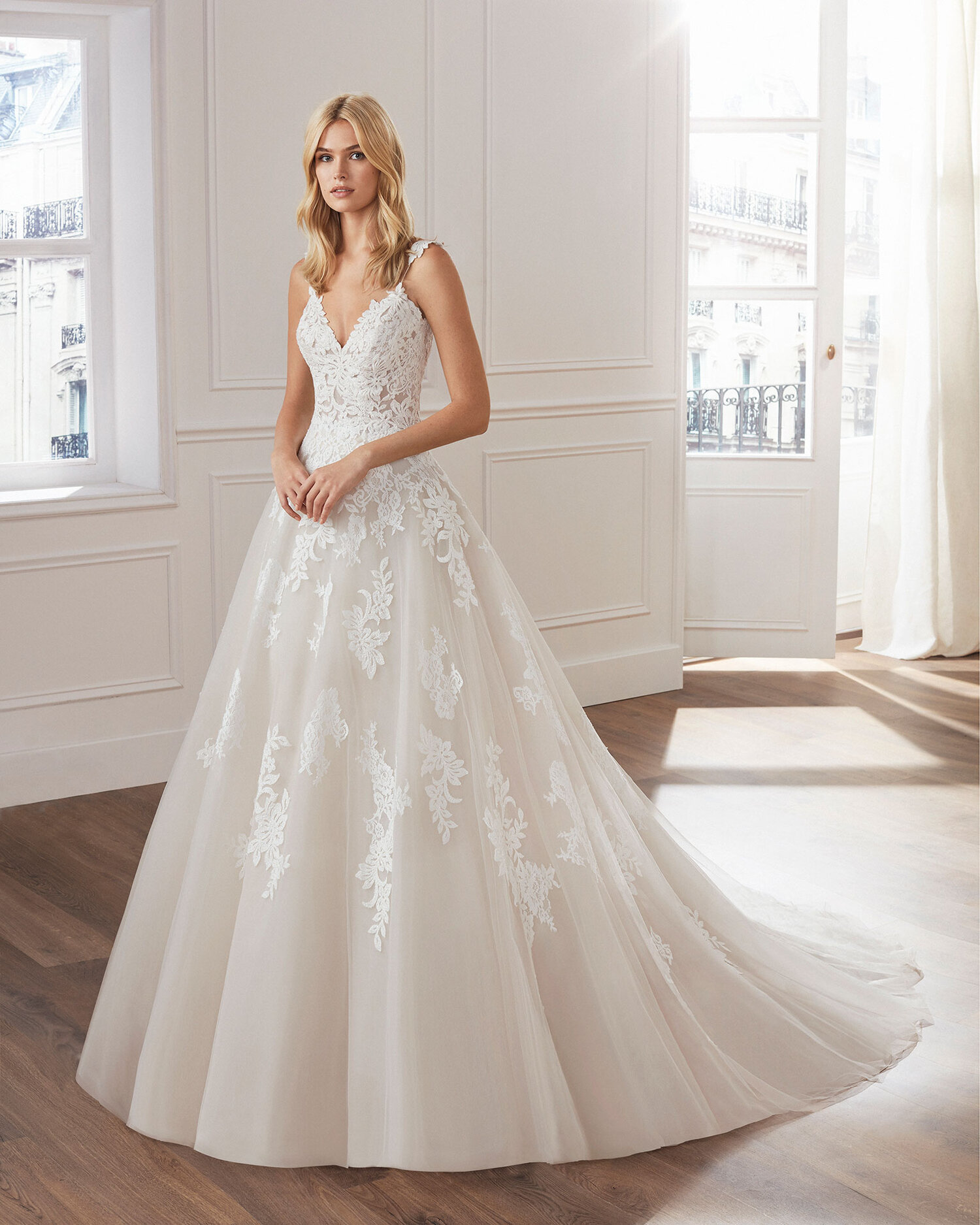 Confirmación Impedir Odiseo Luna Novias — Indianapolis, IN Bridal Store & Wedding Dresses | Marie  Gabriel Couture