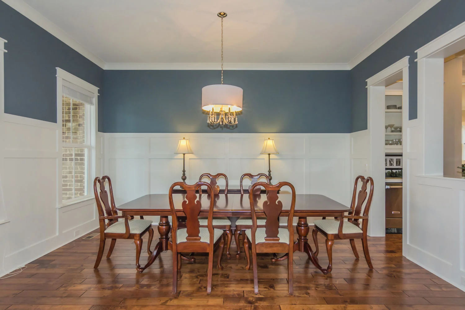 911-Seabrook-Court-dining-room.jpg