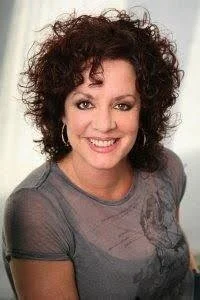 Victoria Lavan, 2008-2010