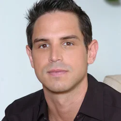 greg-berlanti.jpg