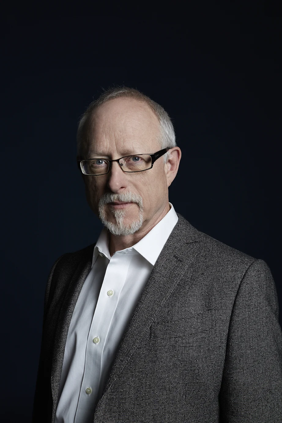 ROBERT SCHENKKAN_0427-A-WEB.jpg