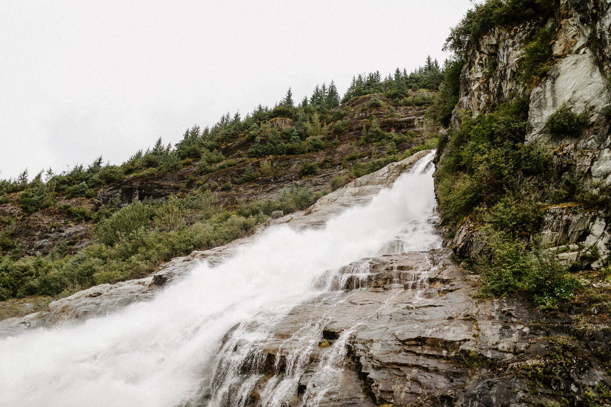 hike-nugget-falls-juneau-alaska0003.JPG