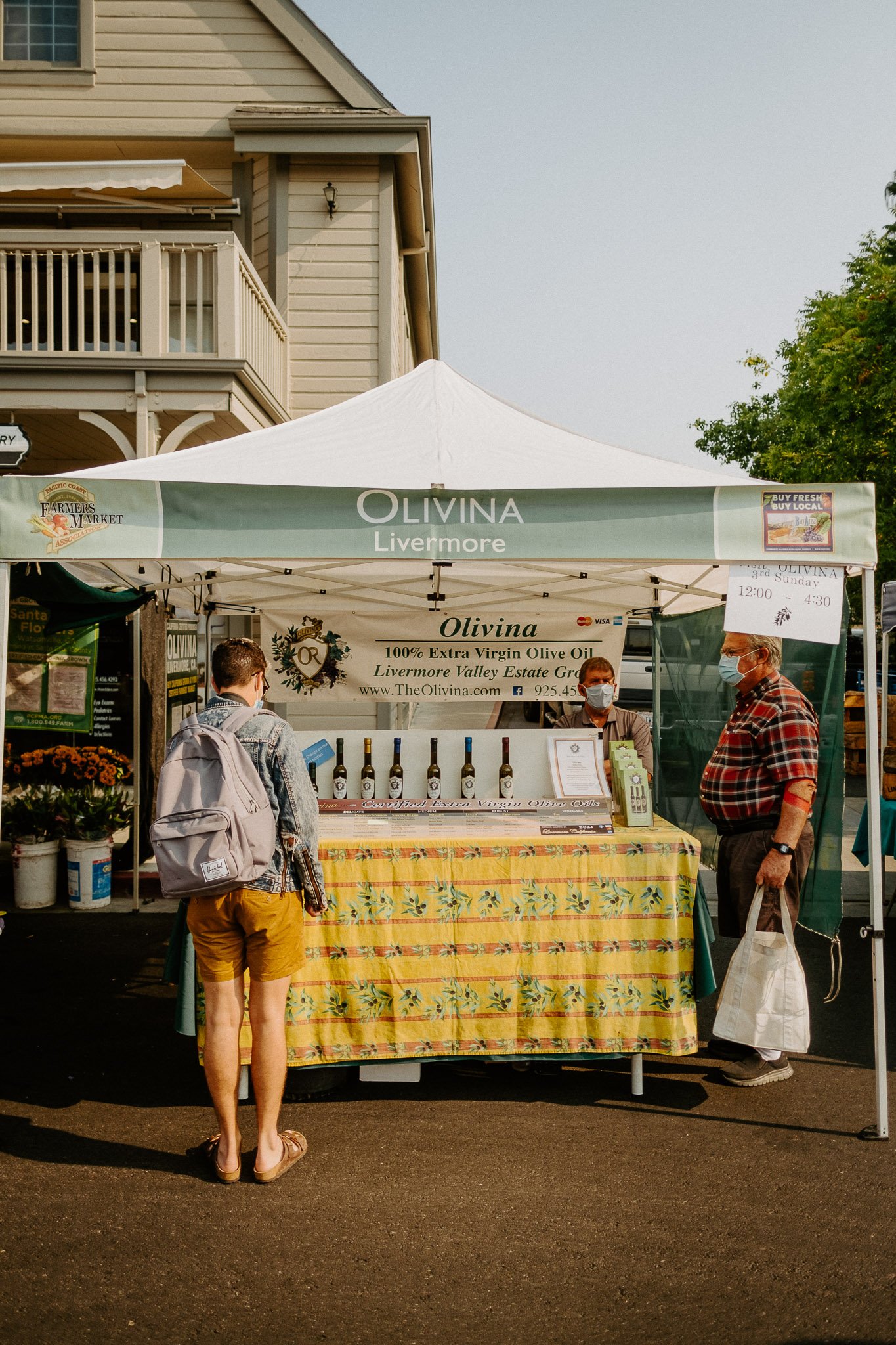 pleasanton-farmers-market-olive-oil.jpg