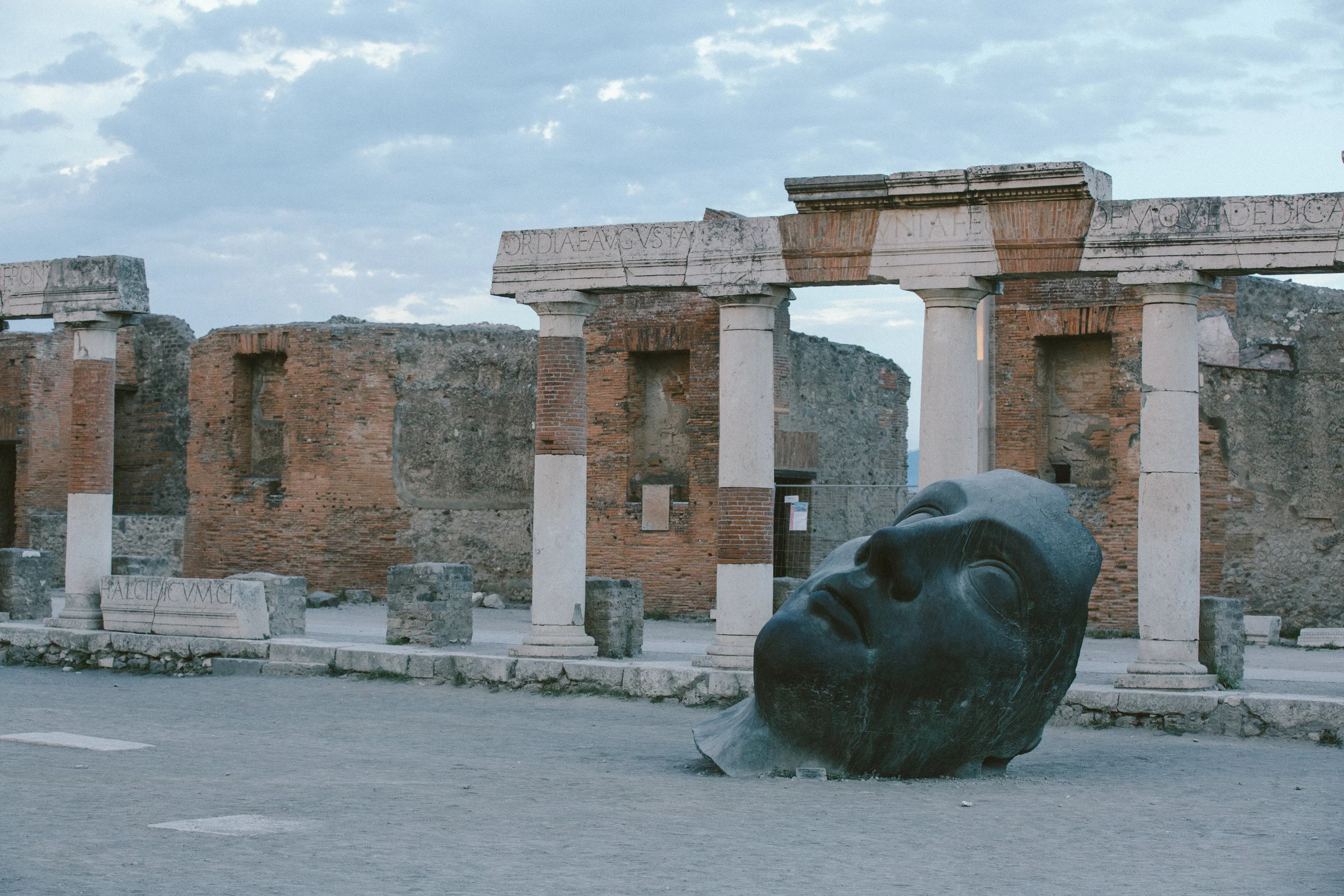 POMPEYA.jpg