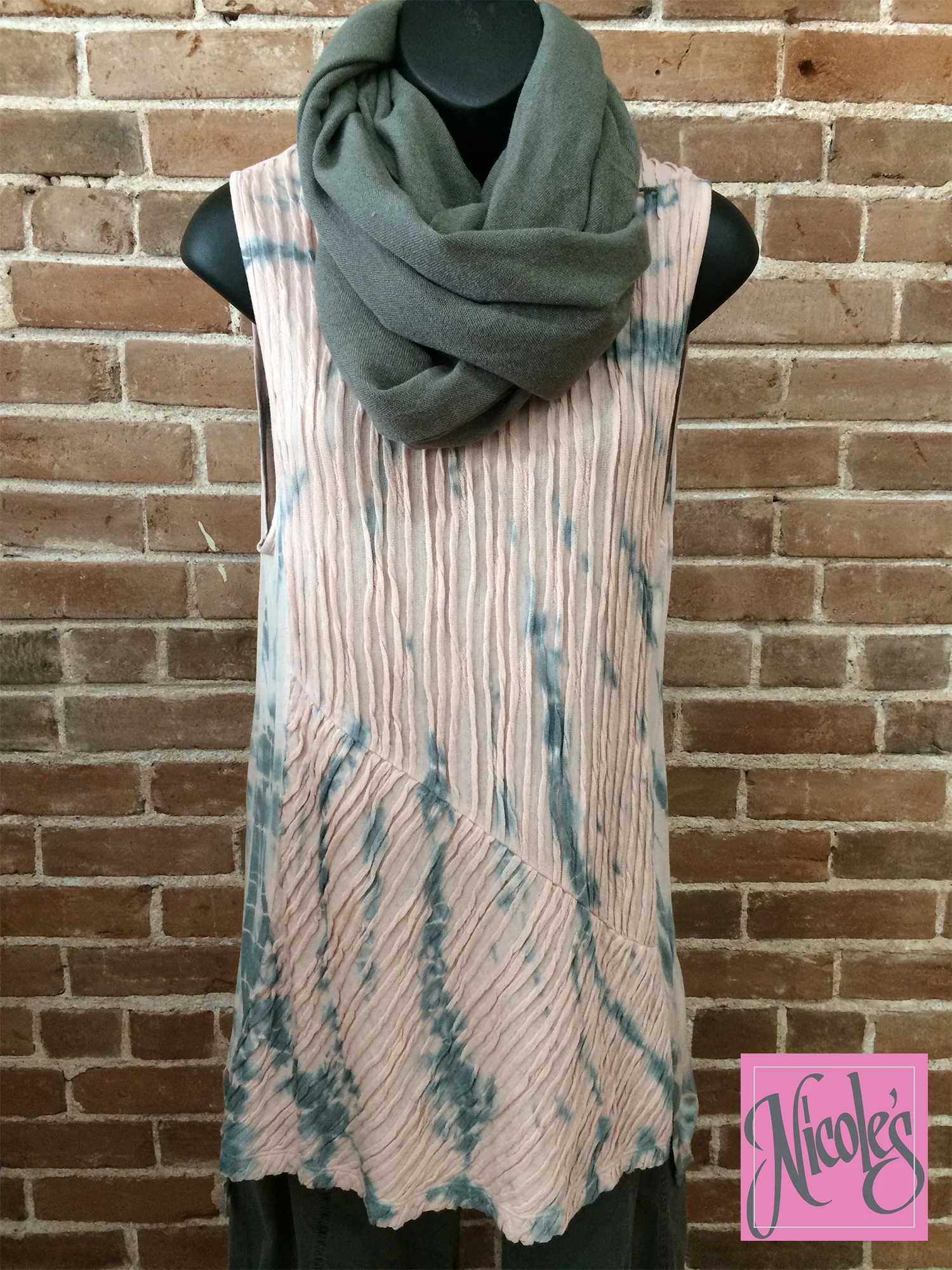 32917pinkgraytyedye.jpg