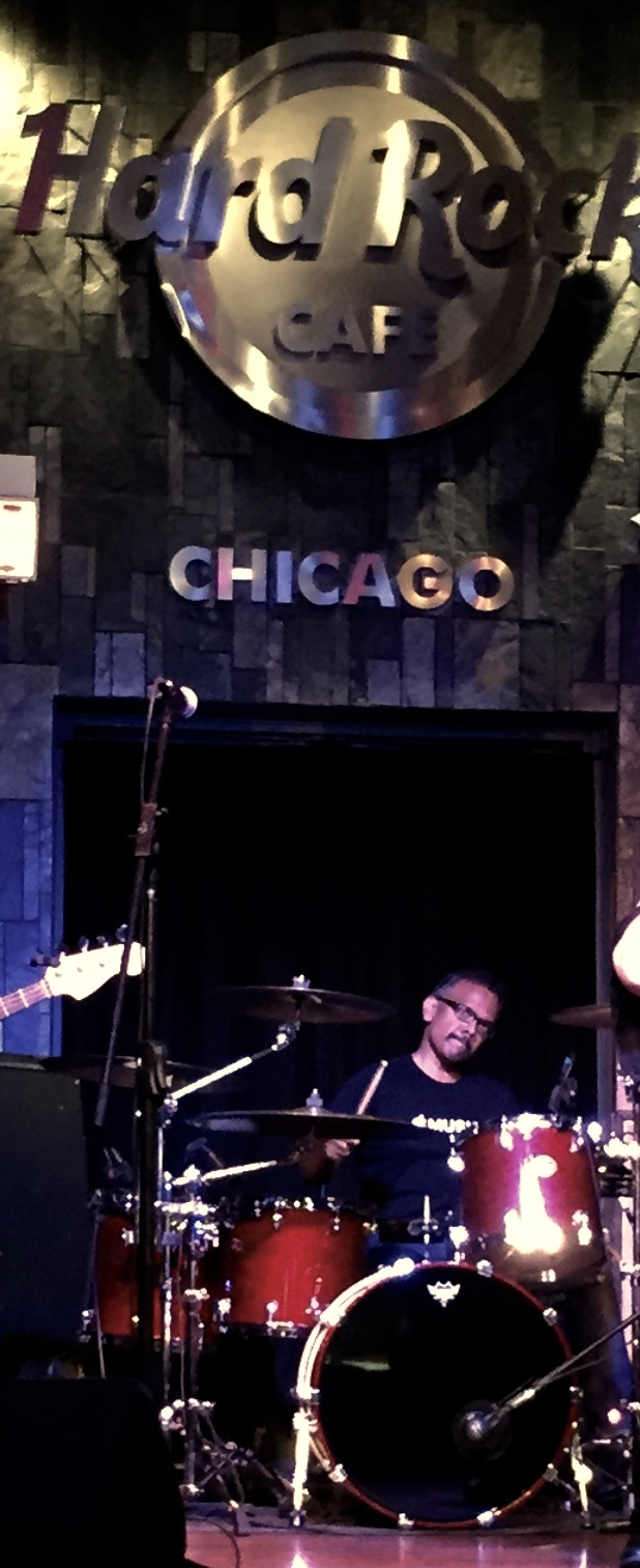 Live Band Karaoke. Hard Rock Cafe-Chicago, IL. 