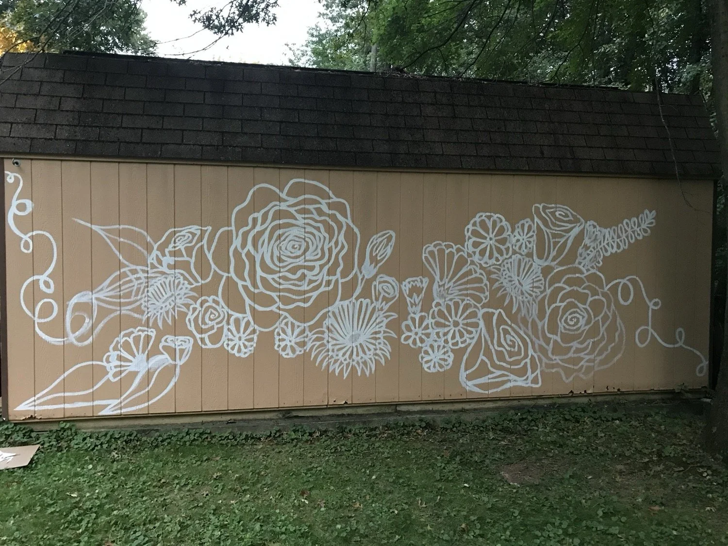 AbstractFlowerMuralShed3_smaller.jpg