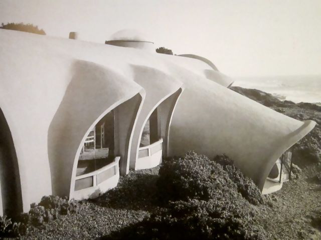 Image Source: Mondo-Blogo