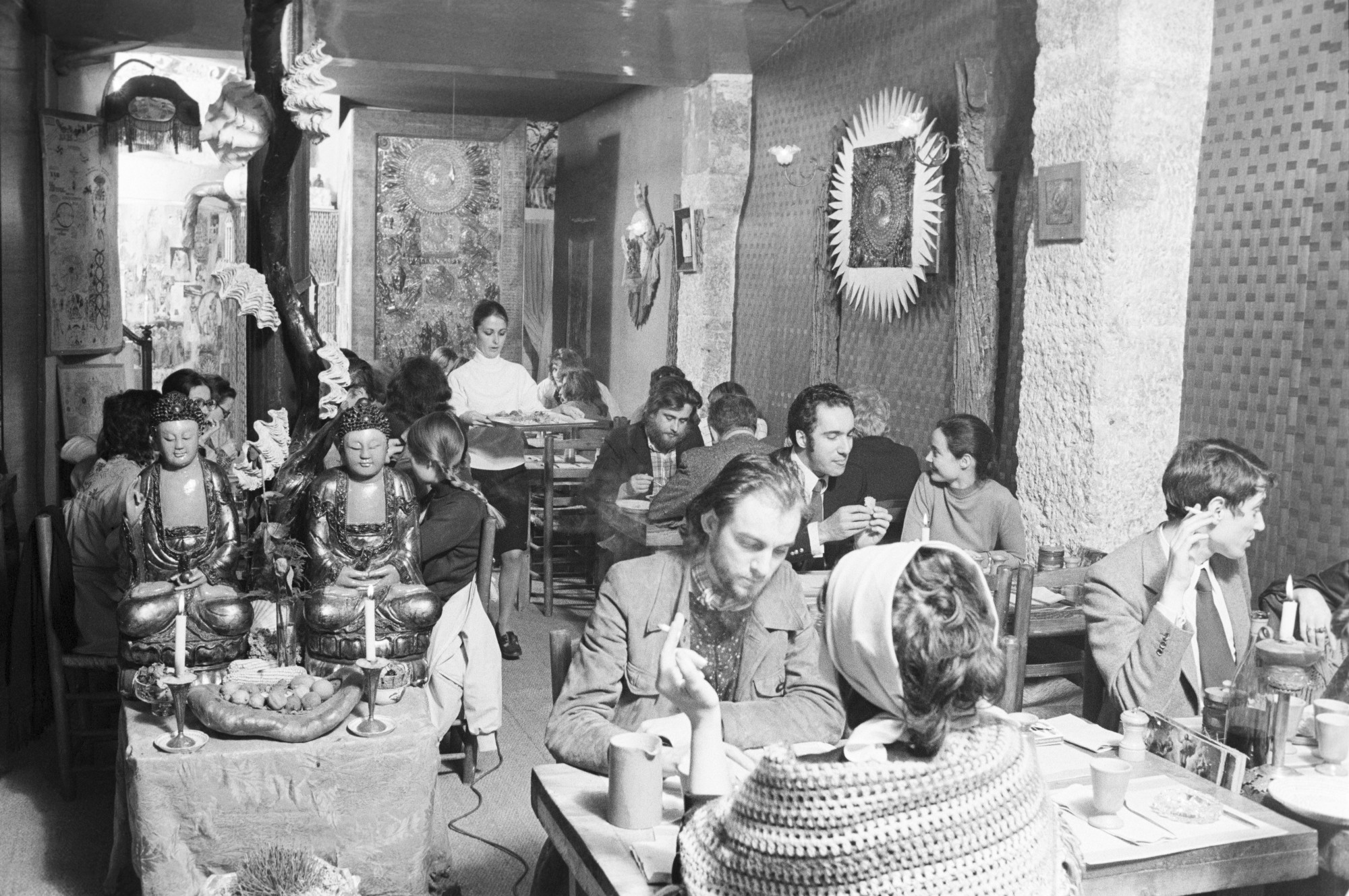 Macrobiotic restaurant in Paris, 1972. (Jean Tesseyre/Paris Match via Getty Images) Image Source: Timeline