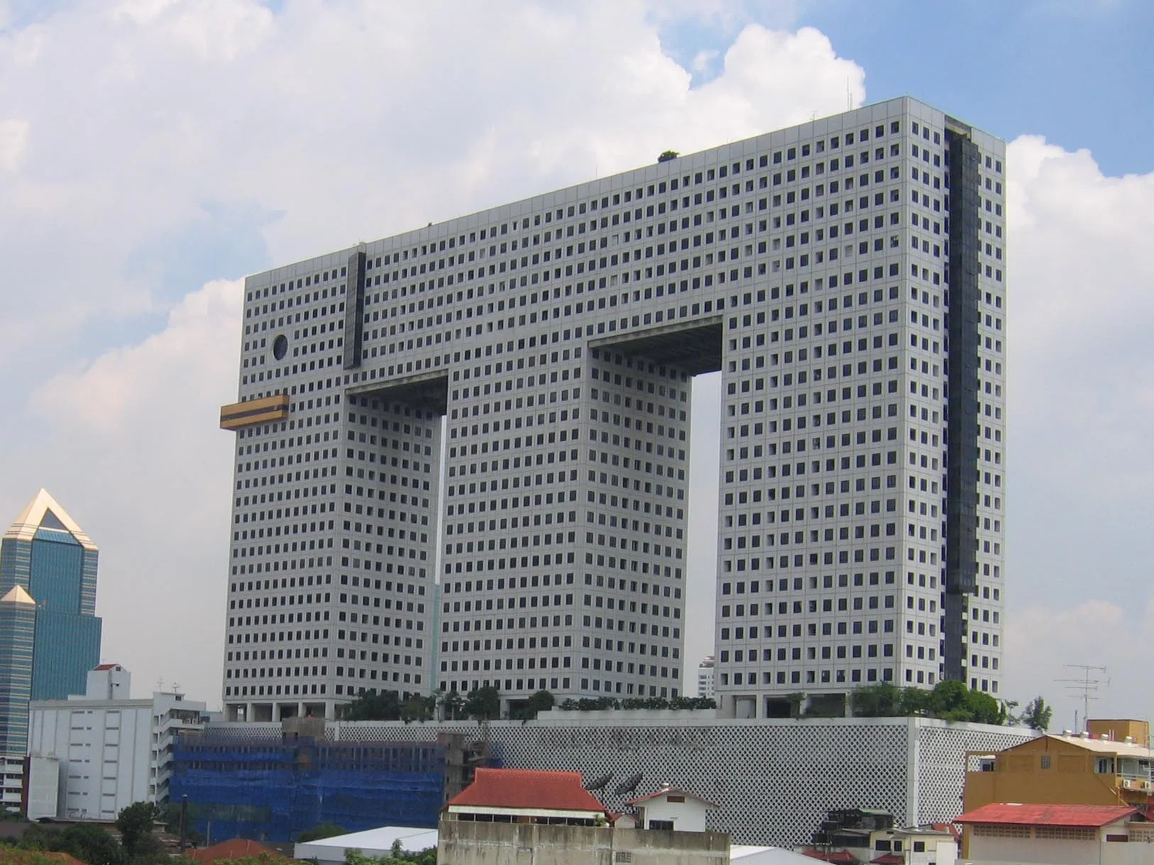 Elephant Building, Bangkok. Image Source: Wikimedia Commons