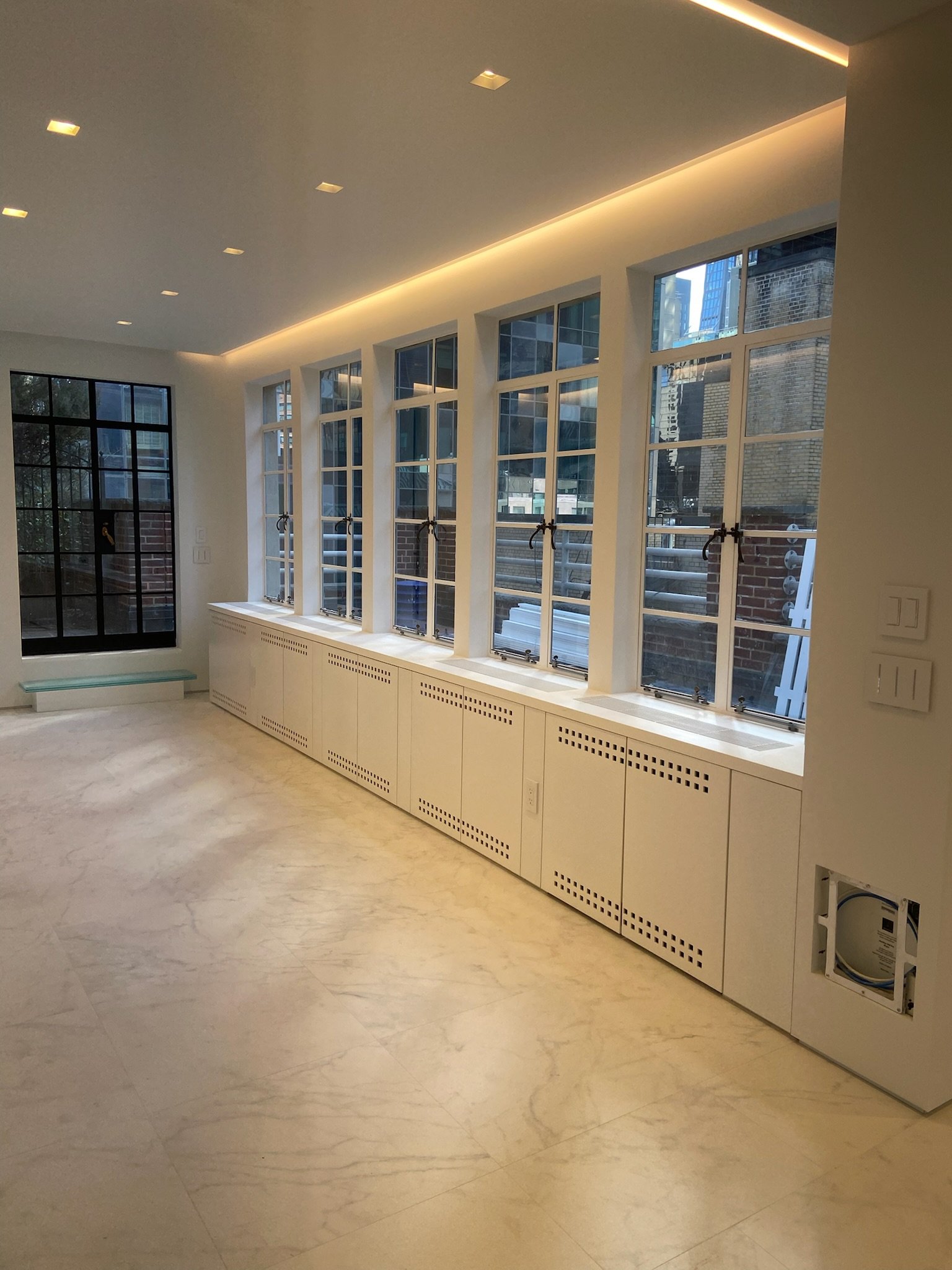 Murray Craft Builders 58th St Art Windows