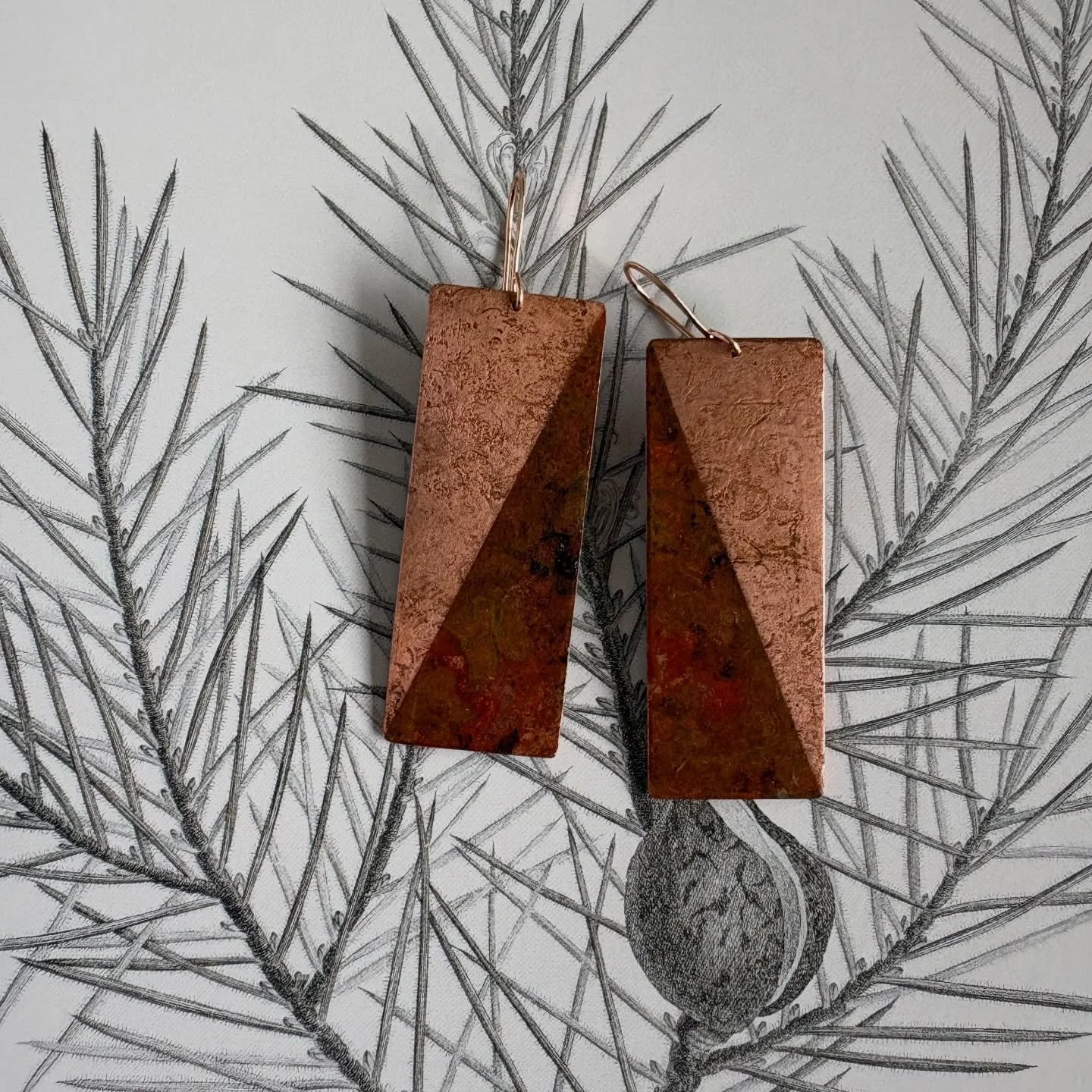 Untamed earrings have just landed! Made by Kirsten here in the Huon Valley, these are striking, statement pieces- art for your lobes 🩶 in-store &amp; online now