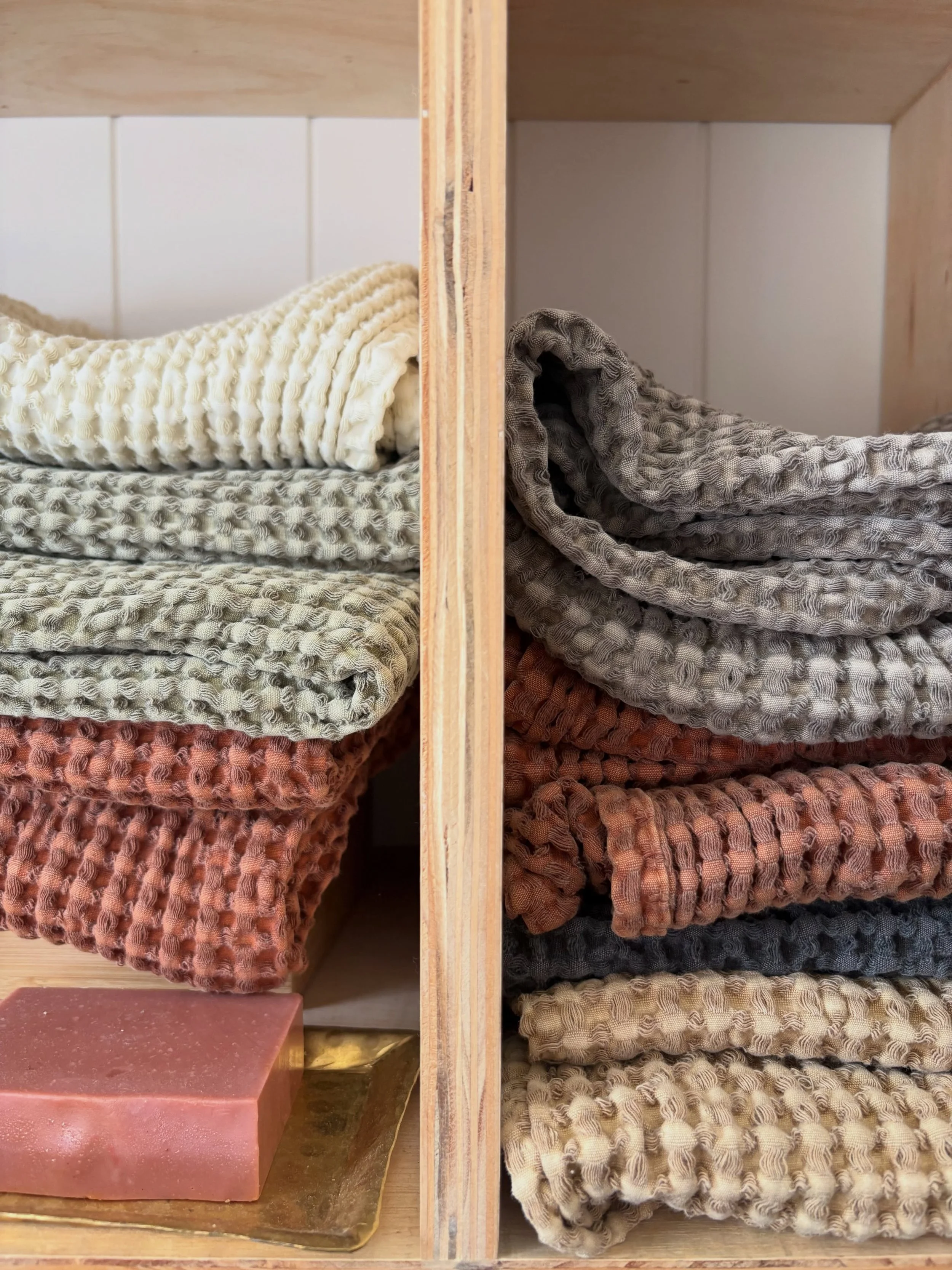 some cosy, homely things for grey wintry weather 🌧️🩶