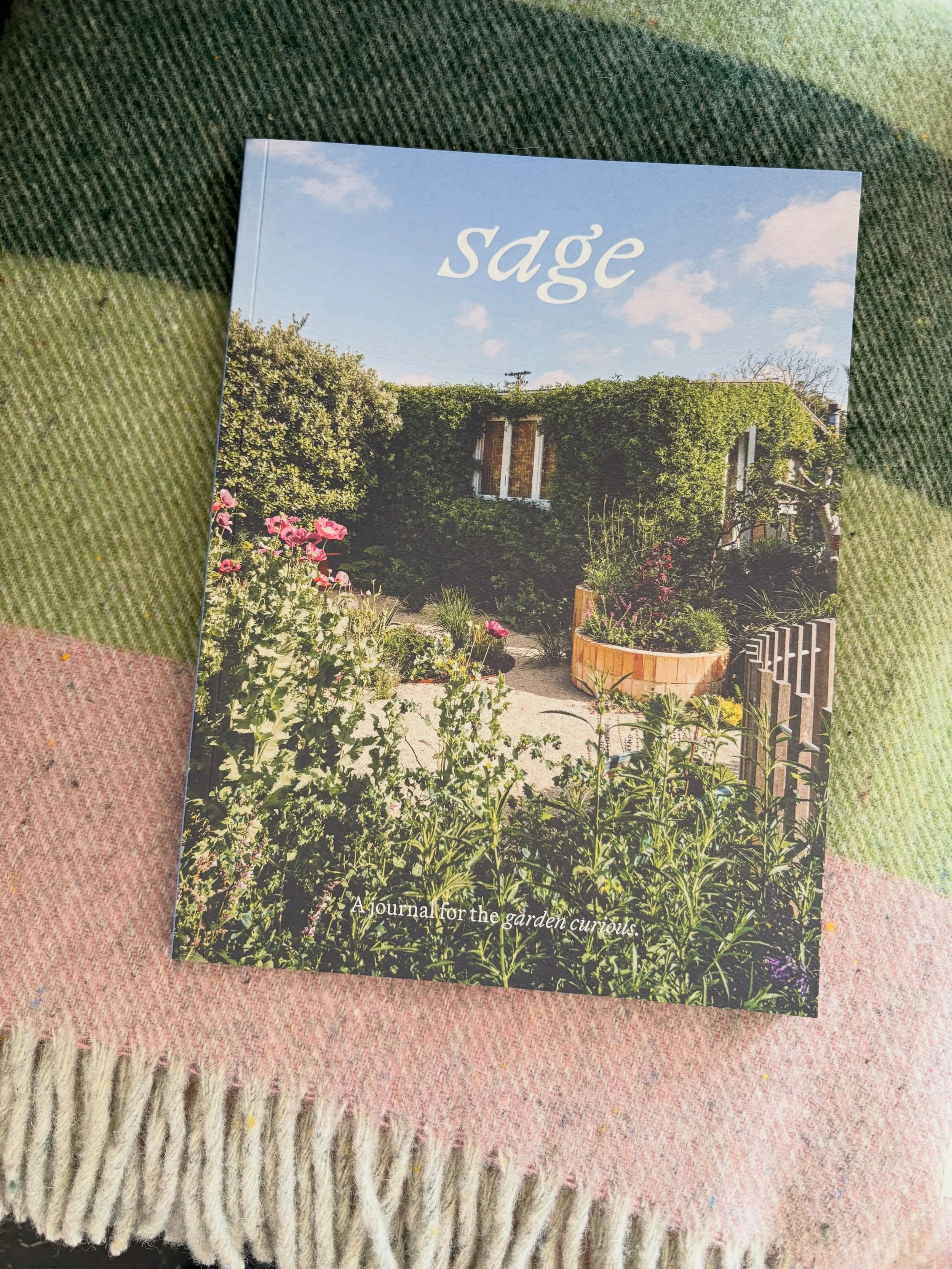 lots of new reads &amp; papergoods have arrived this week, including the delightful Sage journal, check out issues 1&amp;2 in the link below 🌸🌼🌻🪻