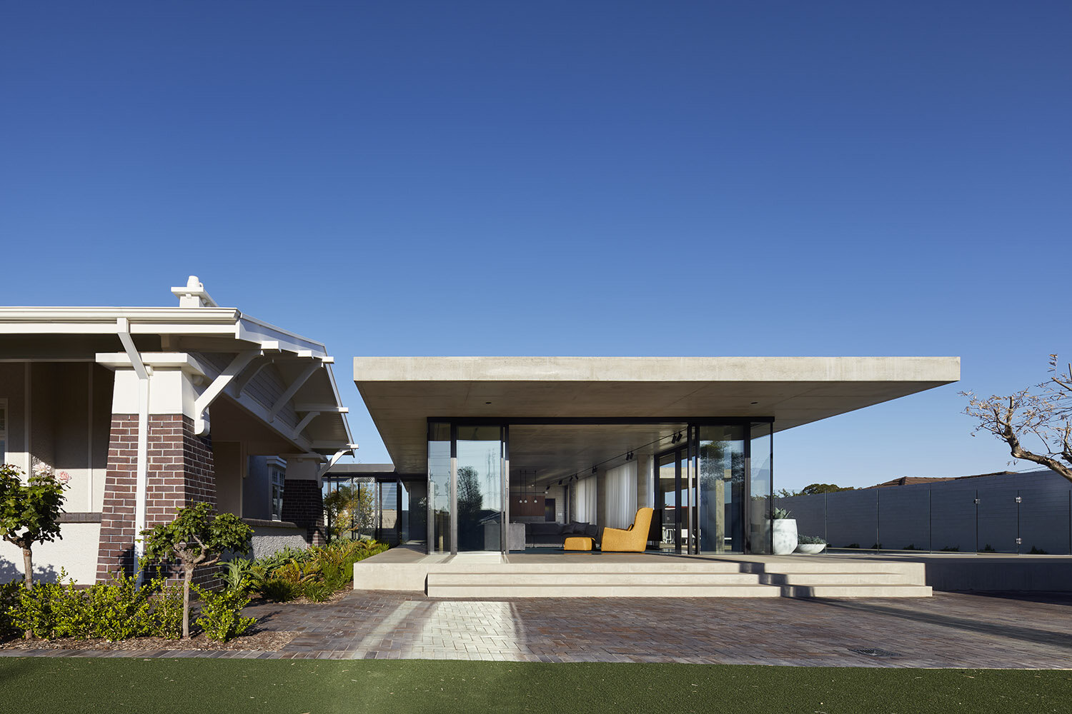 Concrete-Contemporary-Pavilion-Architecture-Lockleys-House.jpg