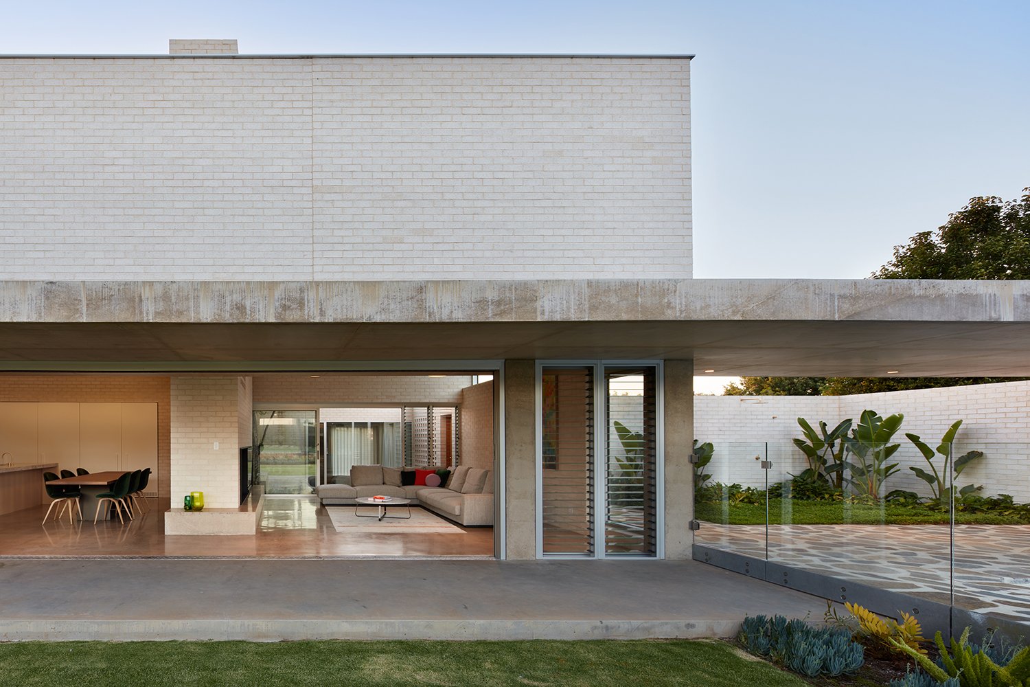 Jacaranda-House-Brick-Contemporary-Masonry-Back-Terrace.jpg