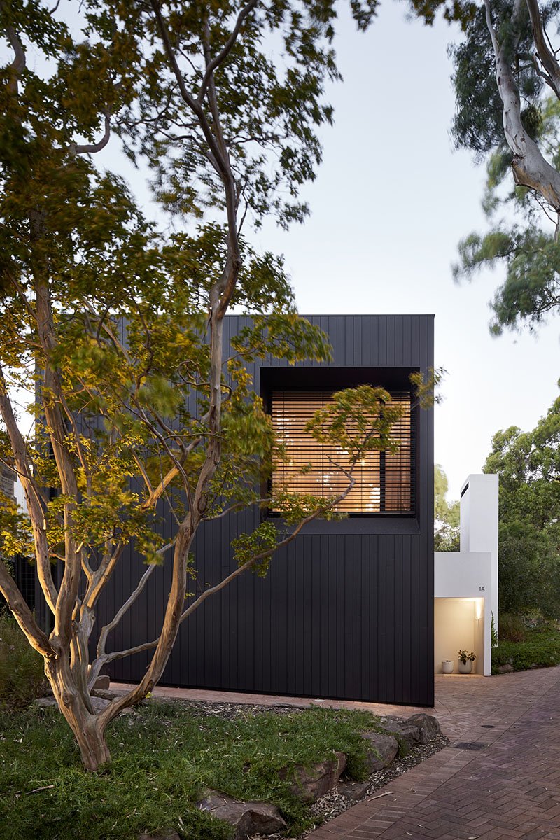 Mitcham-House-Contemporary-Black-Timber-Home-Dusk.jpeg