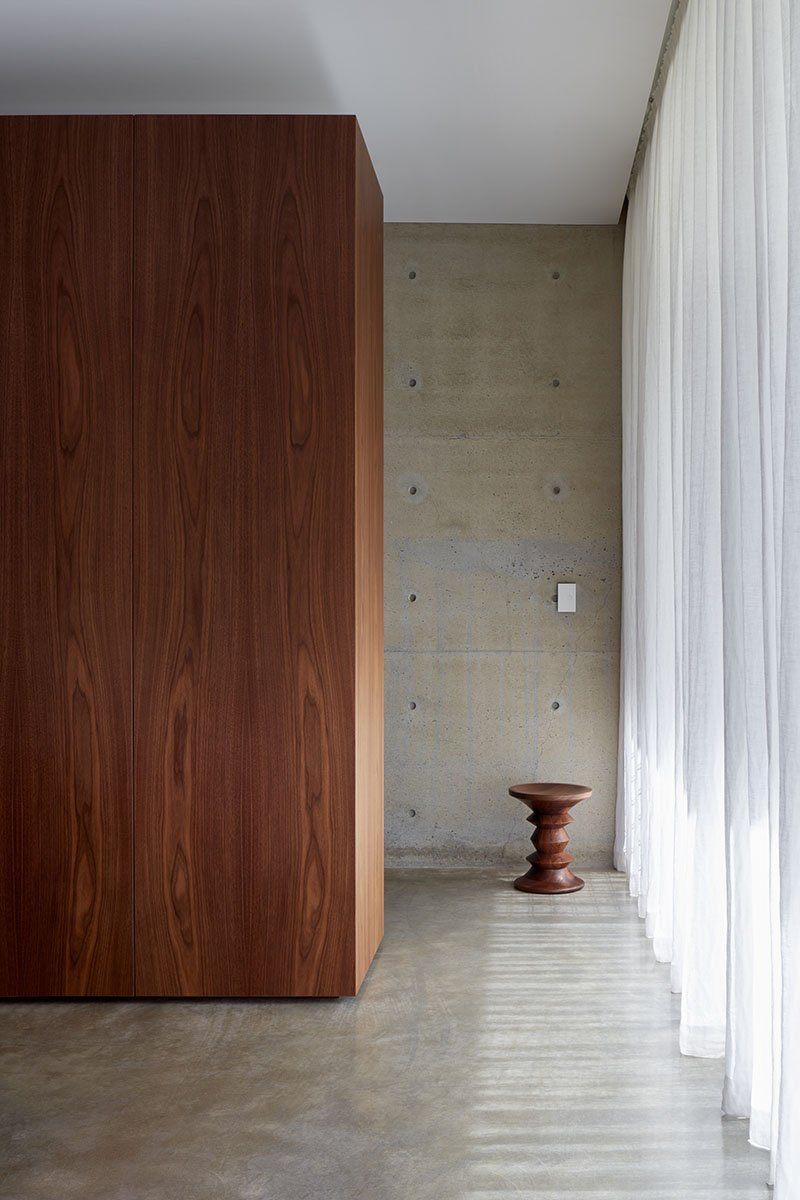 Billabong-House-Contemporary-Concrete-Home-Bedroom.jpeg