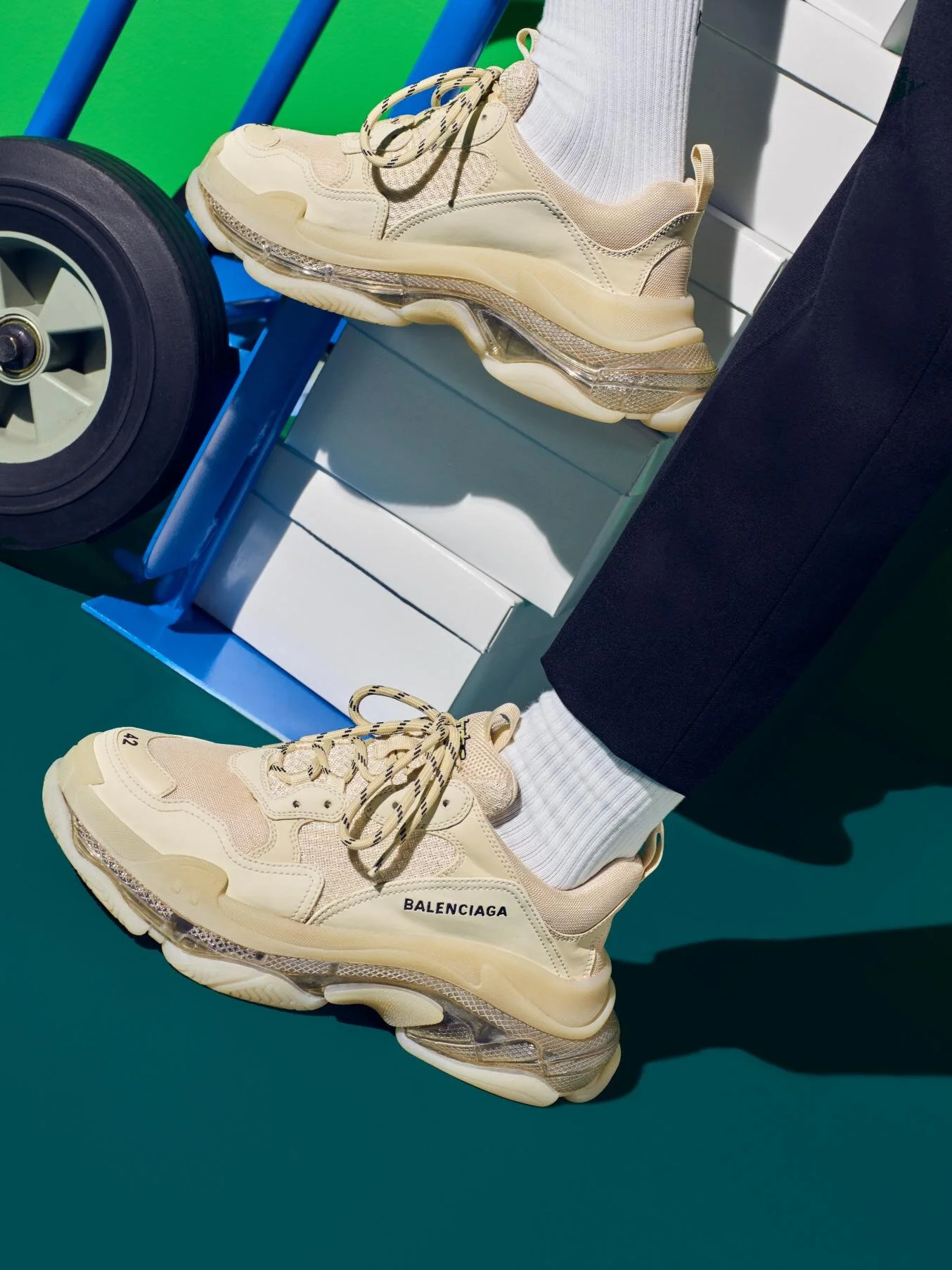 SAKS-Barbara Donninelli 