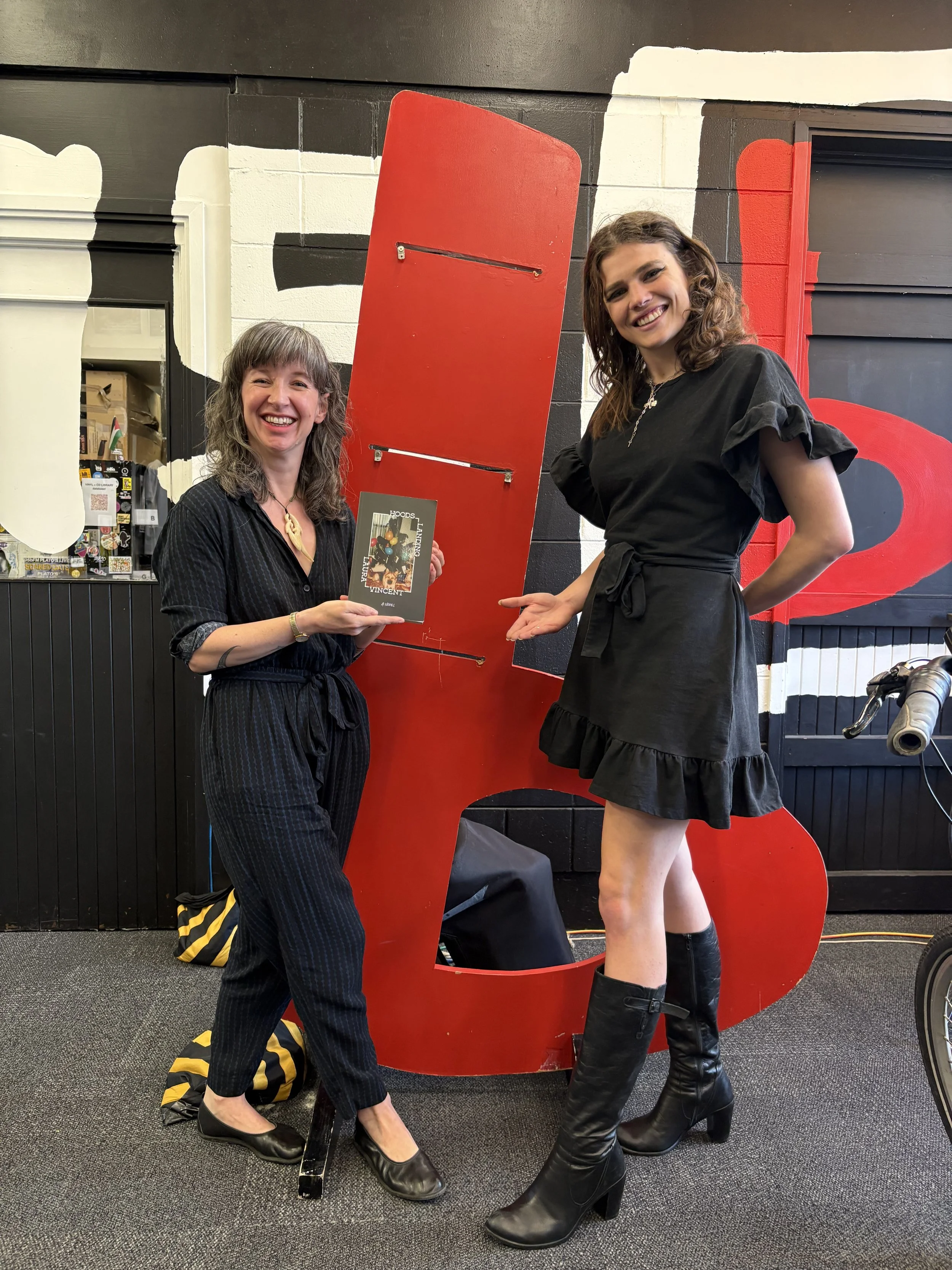 95bFM's Loose Reads: Hoods Landing by Laura Vincent 