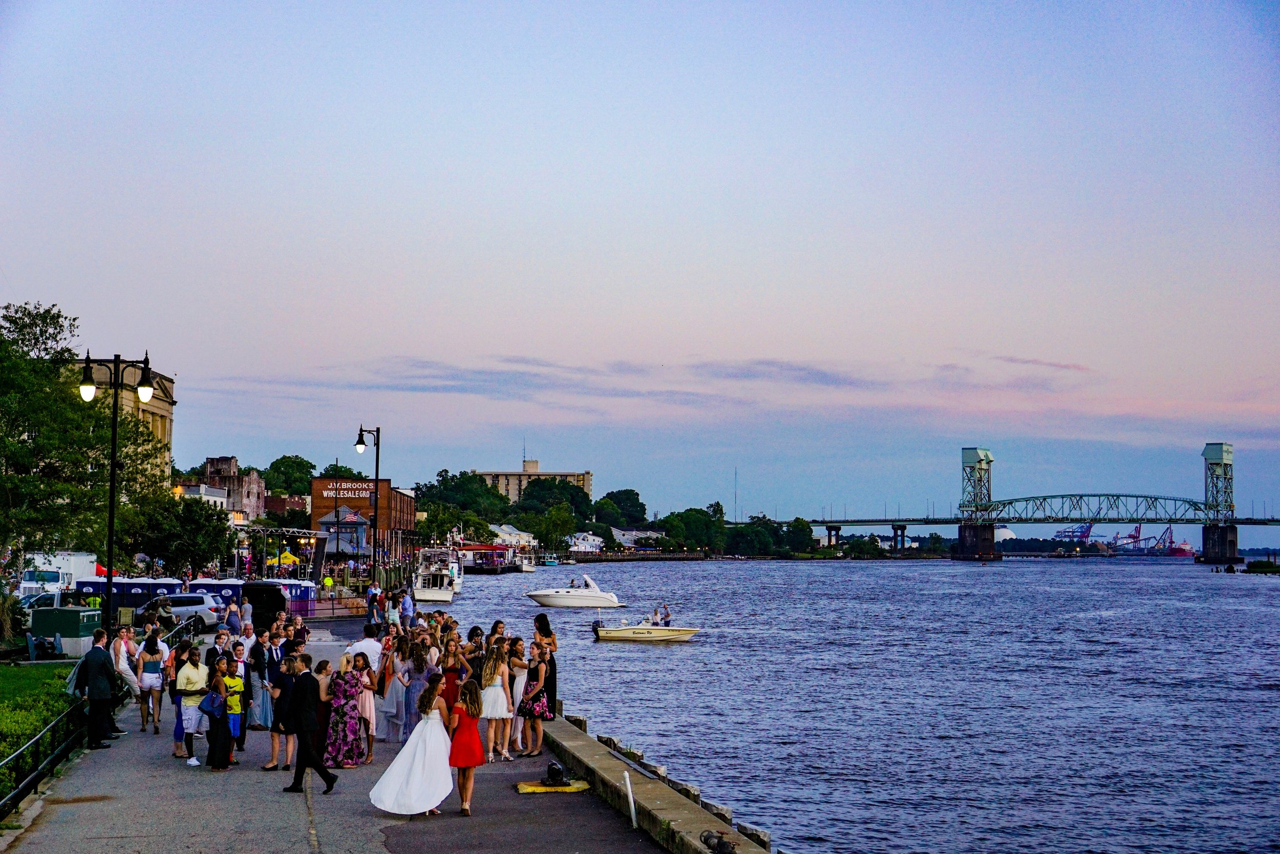 Prom Pictures by the River