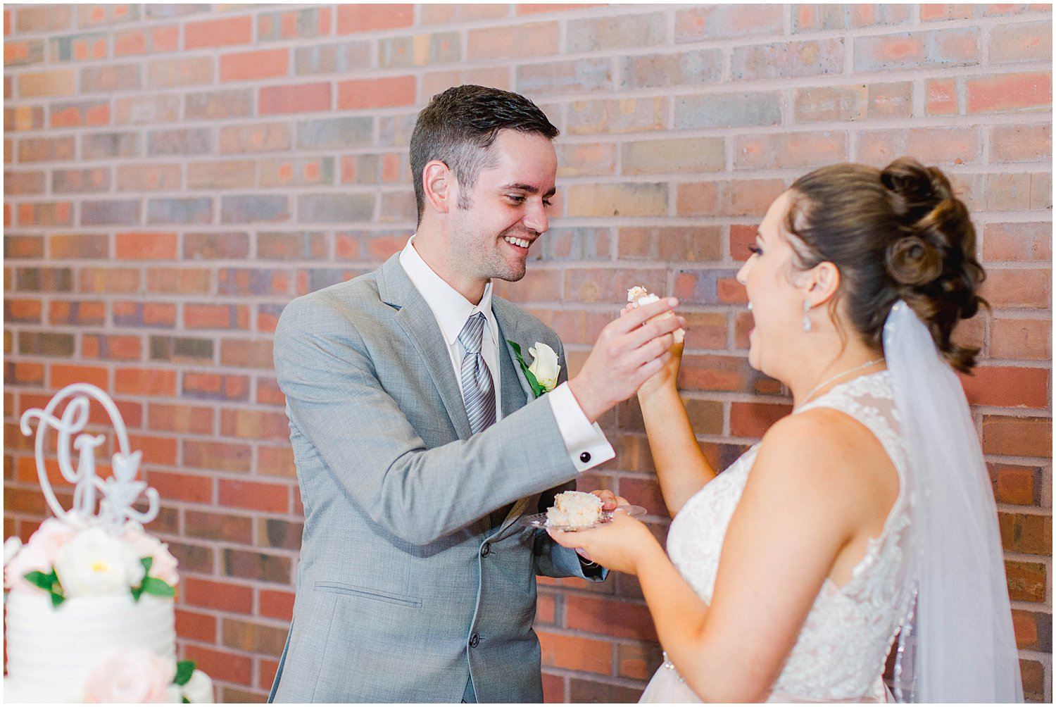 Madison Avenue Central Park Wedding, Kansas Wedding Photographer, Wichita Kansas Wedding Photographer, modern wedding, traditional wedding, wedding photography, wedding inspiration, unique wedding photos, classic wedding photos, reception pictures, cake table, DIY cake table, cake cutting