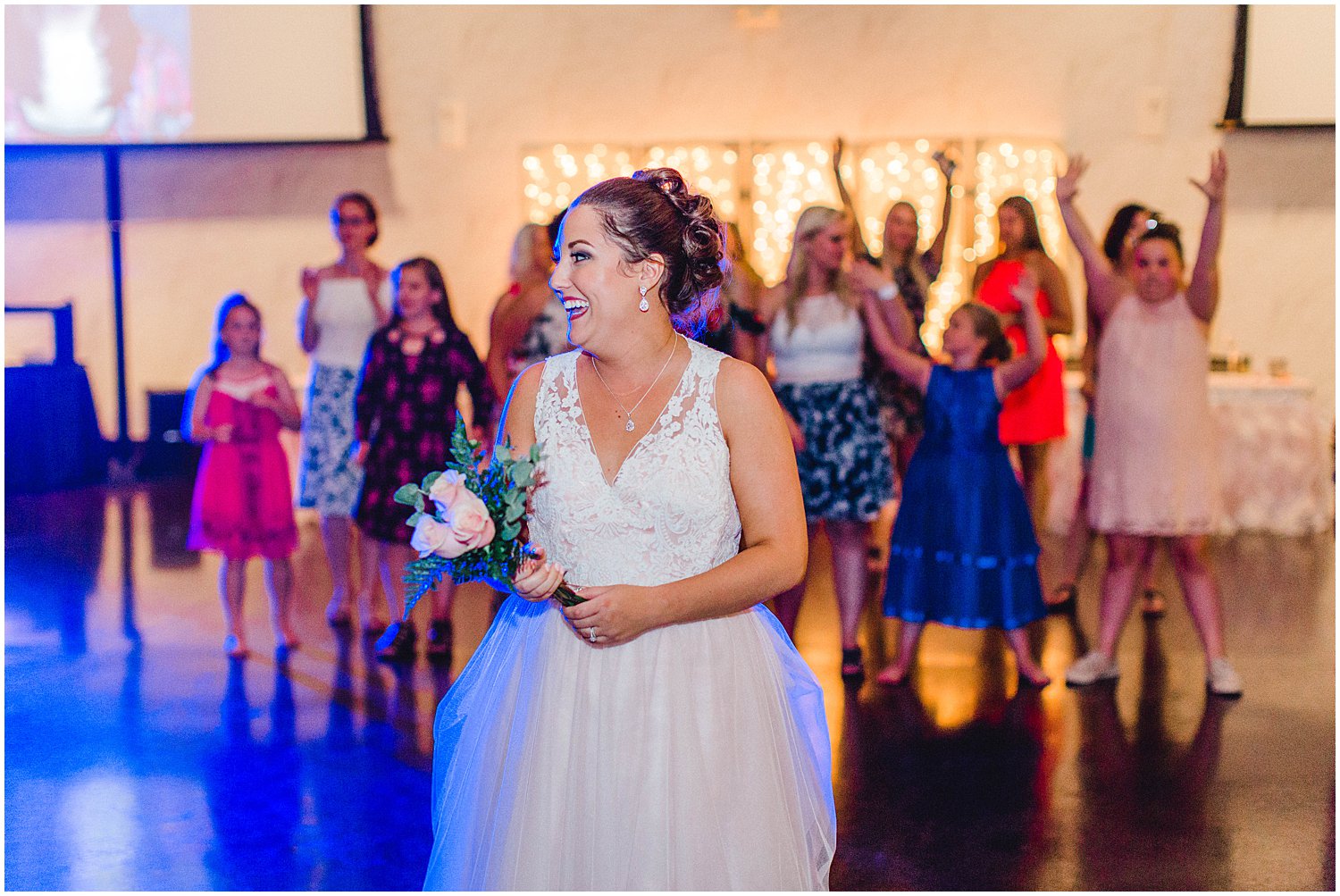Madison Avenue Central Park Wedding, Kansas Wedding Photographer, Wichita Kansas Wedding Photographer, modern wedding, traditional wedding, wedding photography, wedding inspiration, unique wedding photos, classic wedding photos, reception pictures, bouquet toss