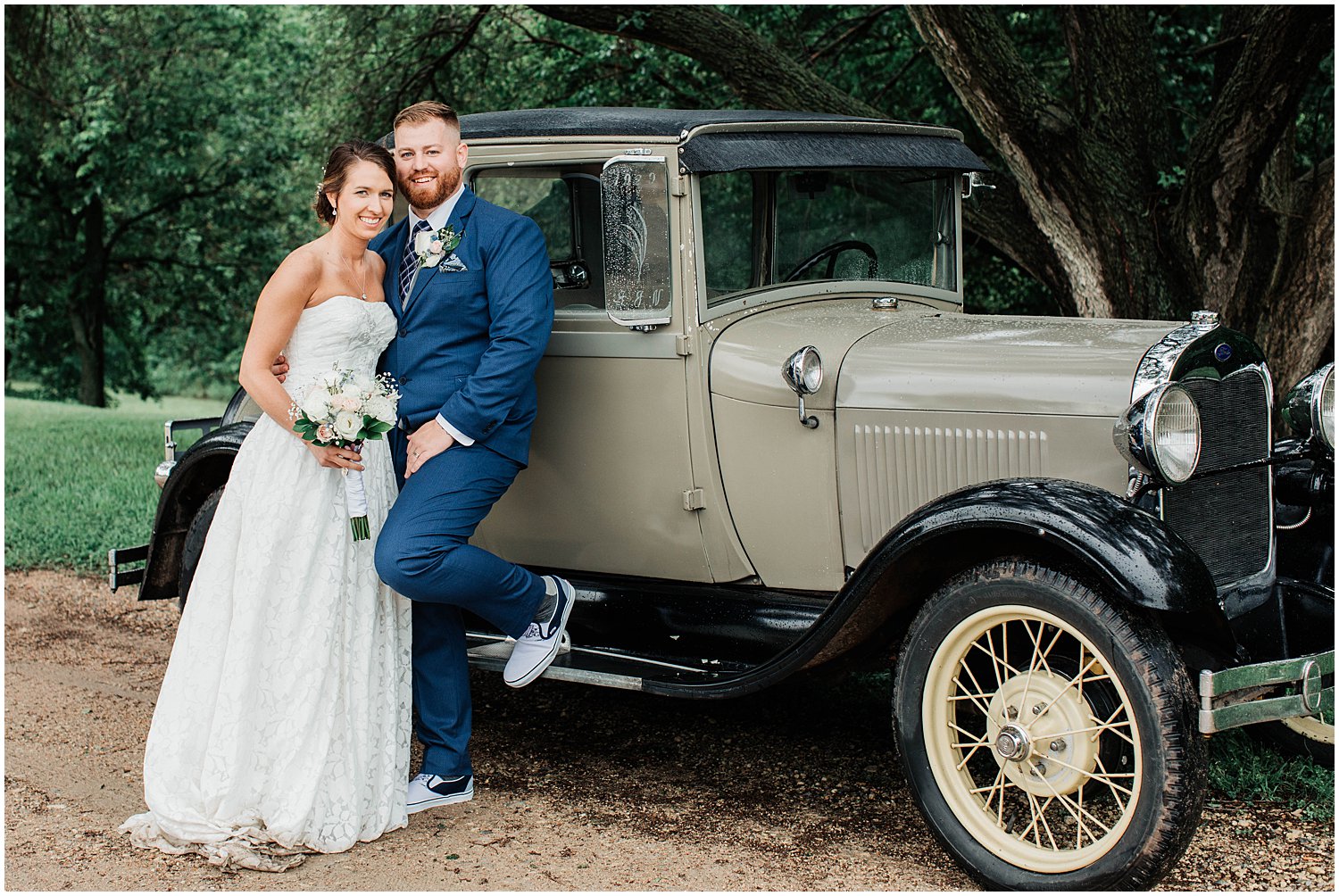 Rustic Timbers Wedding, Kansas Wedding Photographer, Wichita Kansas Wedding Photographer, outdoor wedding, traditional wedding, wedding photography, wedding inspiration, unique wedding photos, classic wedding photos