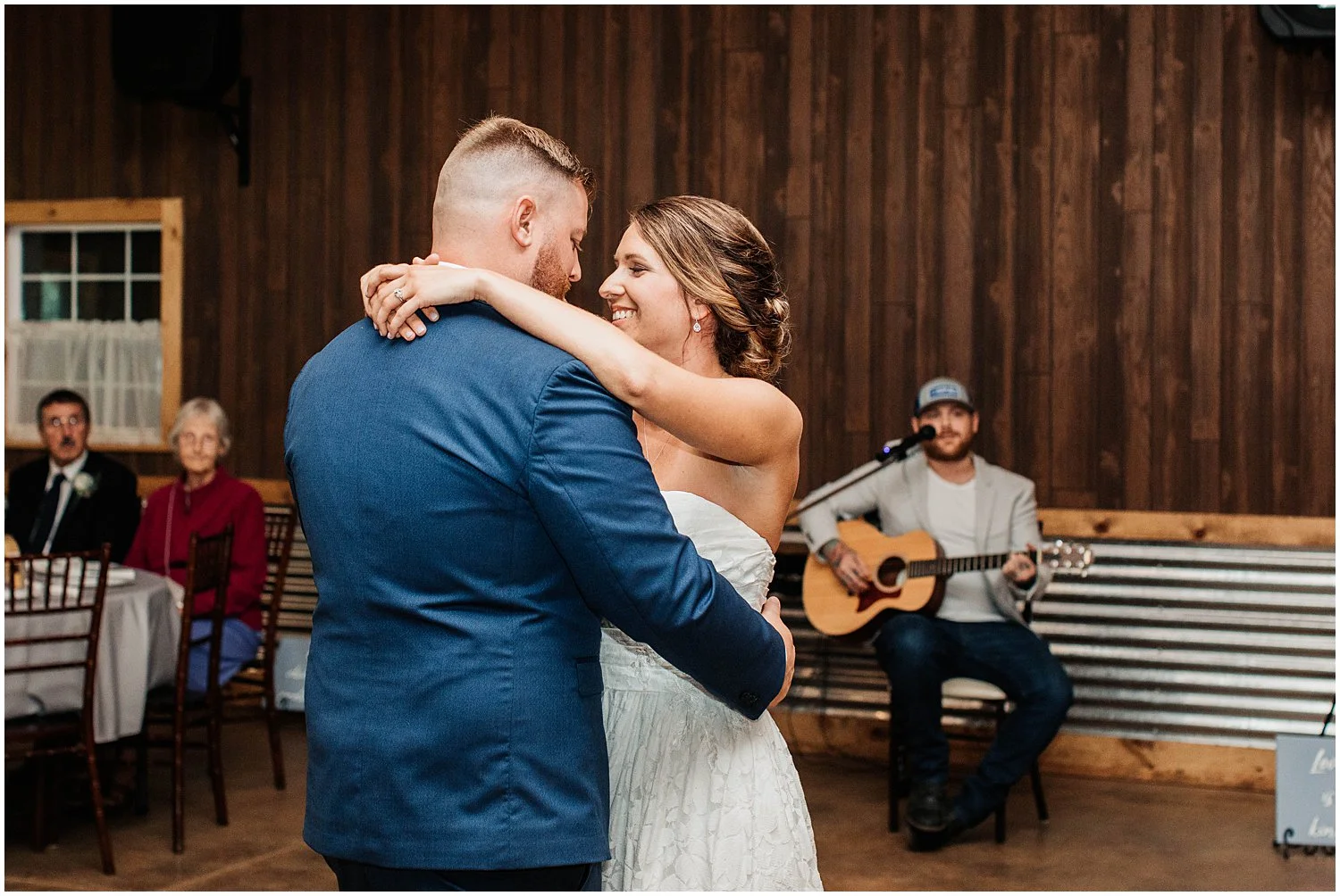 Rustic Timbers Wedding, Kansas Wedding Photographer, Wichita Kansas Wedding Photographer, outdoor wedding, traditional wedding, wedding photography, wedding inspiration, unique wedding photos, classic wedding photos