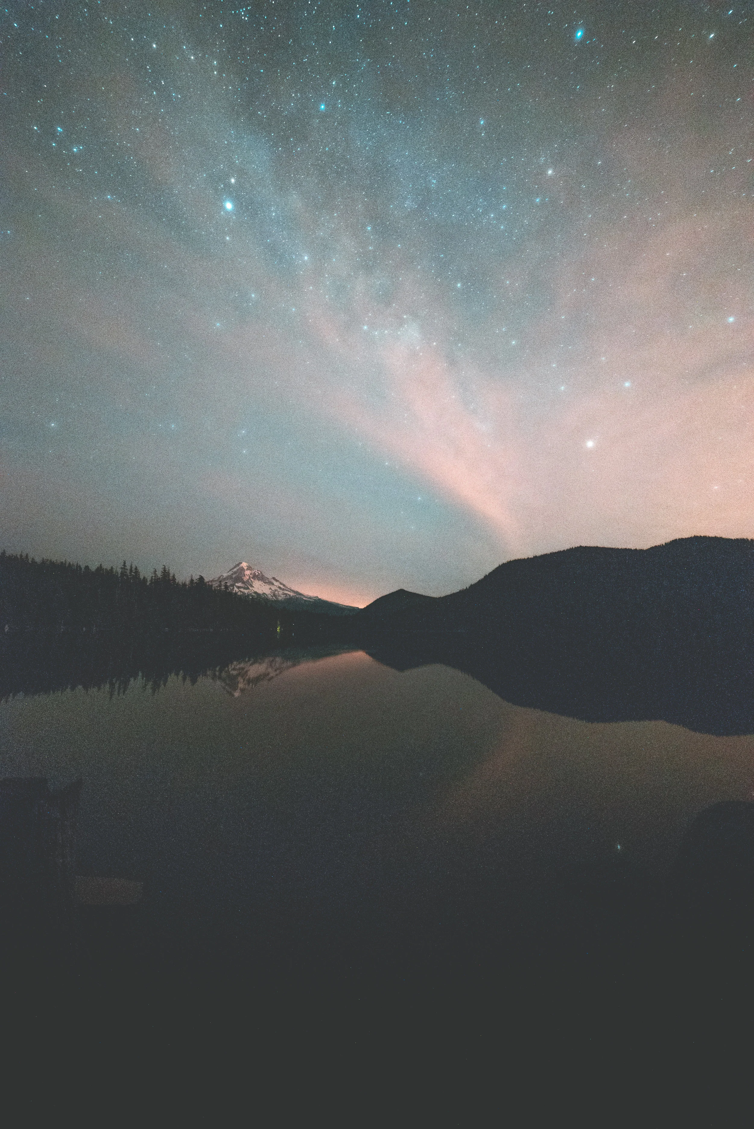 Nightscape at Lost Lake. 10:57 pm, ISO 6400, f/2.8, 20 sec.