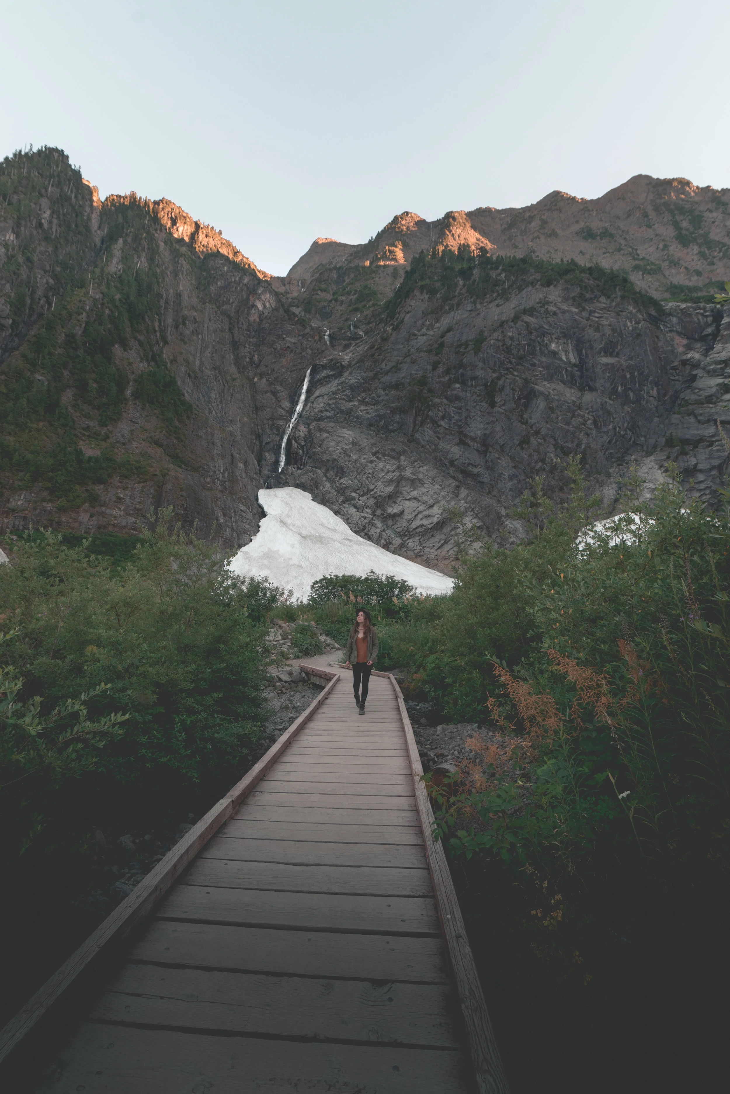 @bayleyjunes walking down the boardwalk at the ice caves in Washington. ISO 1000, f/8, 1/100