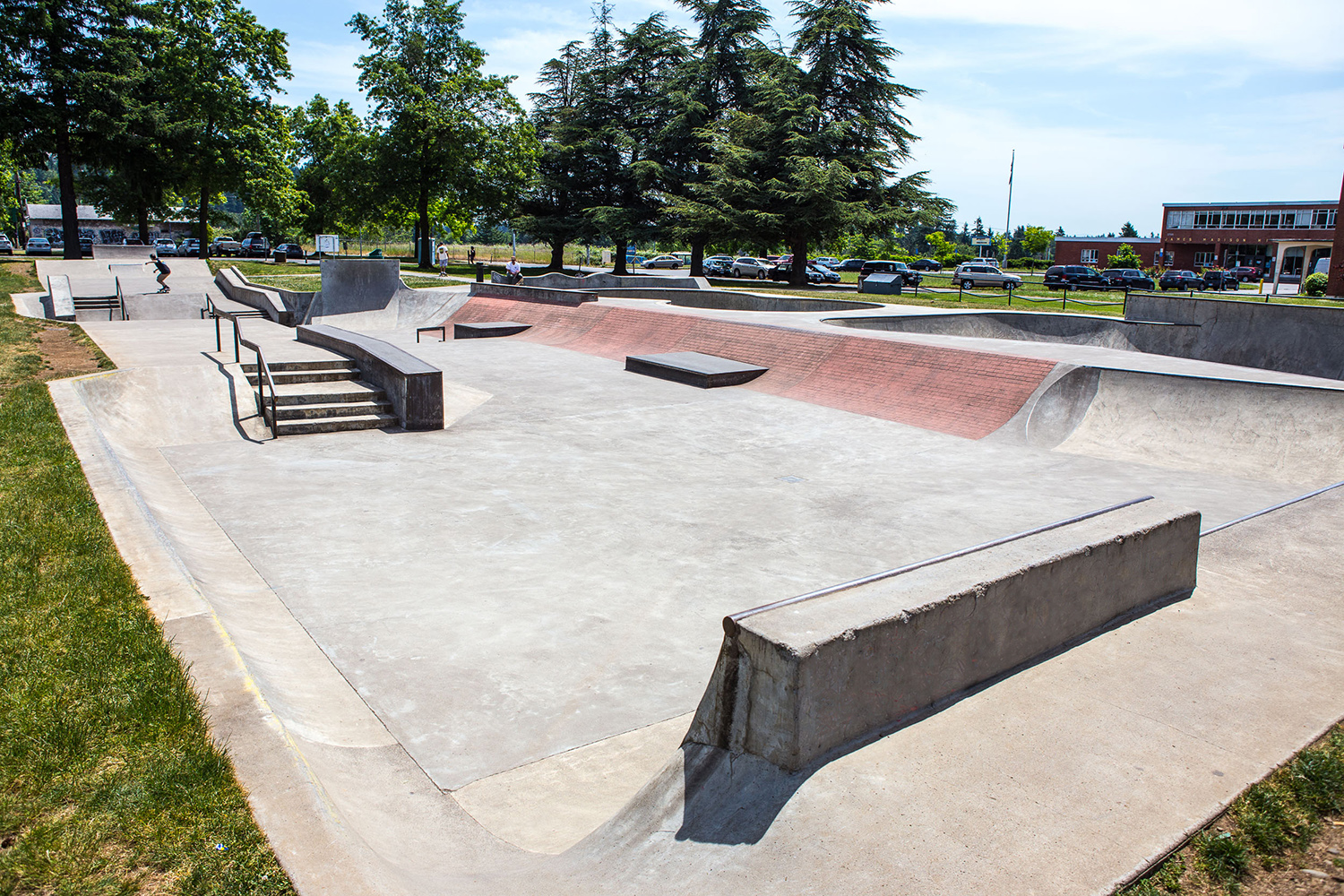  With its varied terrain and open street course area, Glenhaven Skatepark is particularly welcoming for beginning skateboarders. 