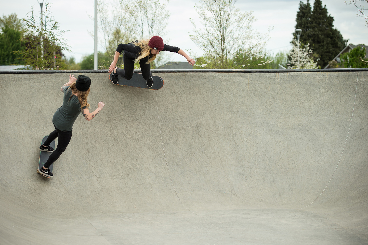  Lindsay Jo Holmes and Mackenzie Moss enjoy the transitions at the Luuwit Skate Spot. 