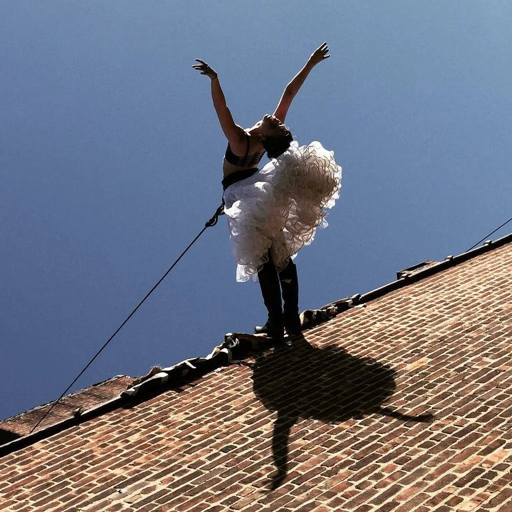 Cassandra Estelle NYC aerialist