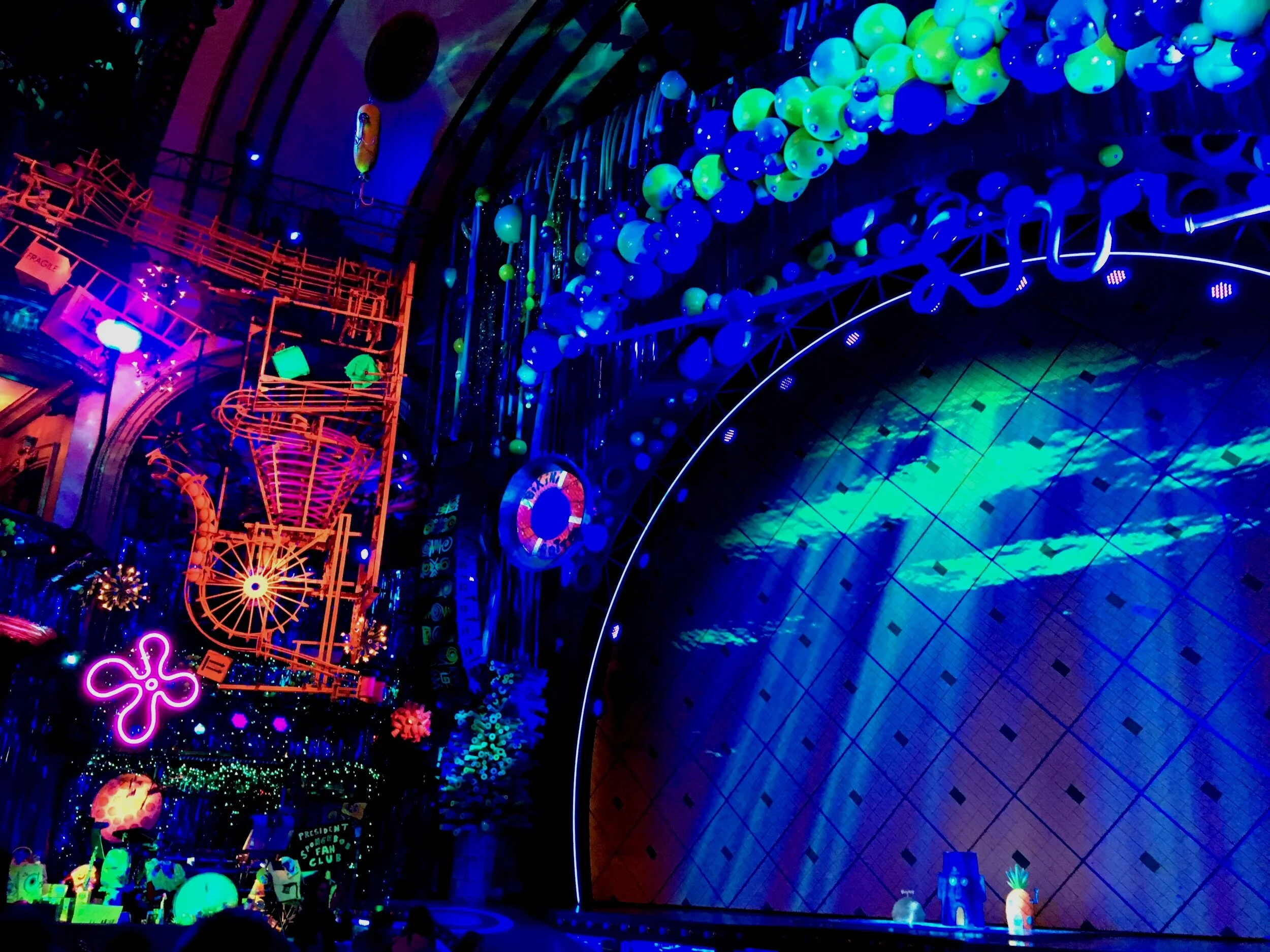 Palace-Theatre-SpongeBob.jpg