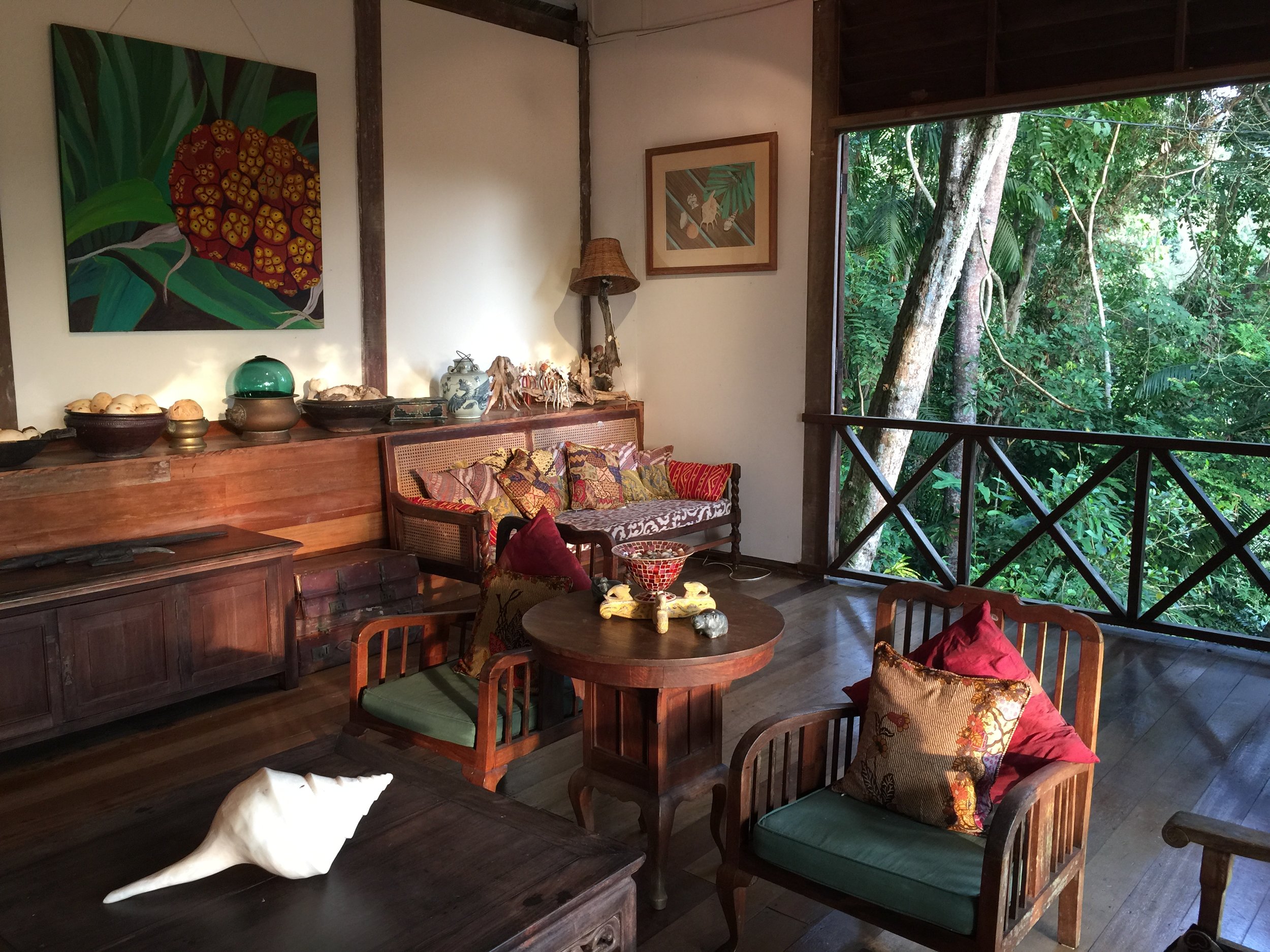 The library pavilion. Read &amp; relax surrounded by jungle. Real tropical style