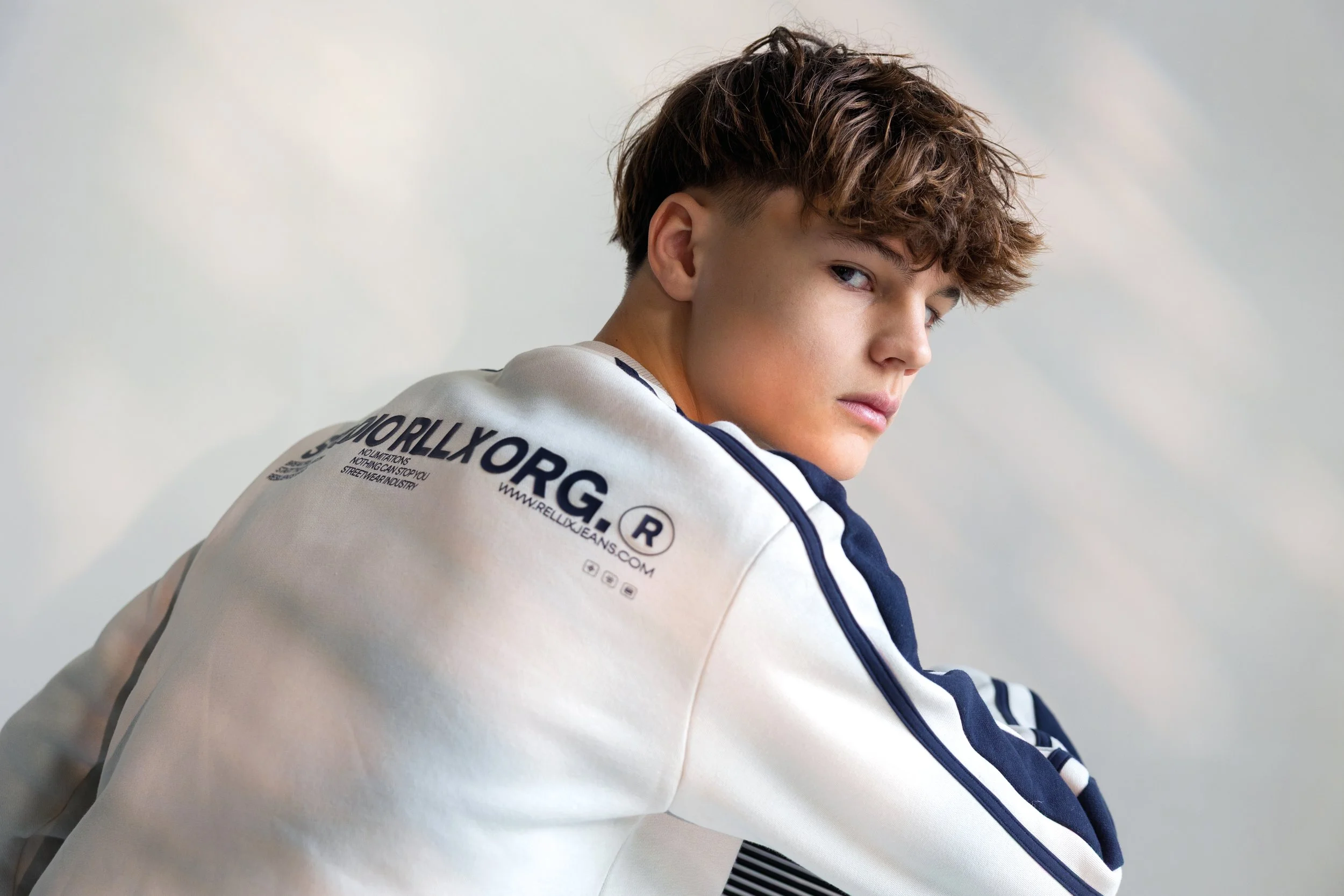 Teenagermode, Teenage Boys, Jungsmode, Preteen, Boyswear, schlichtes T-Shirt