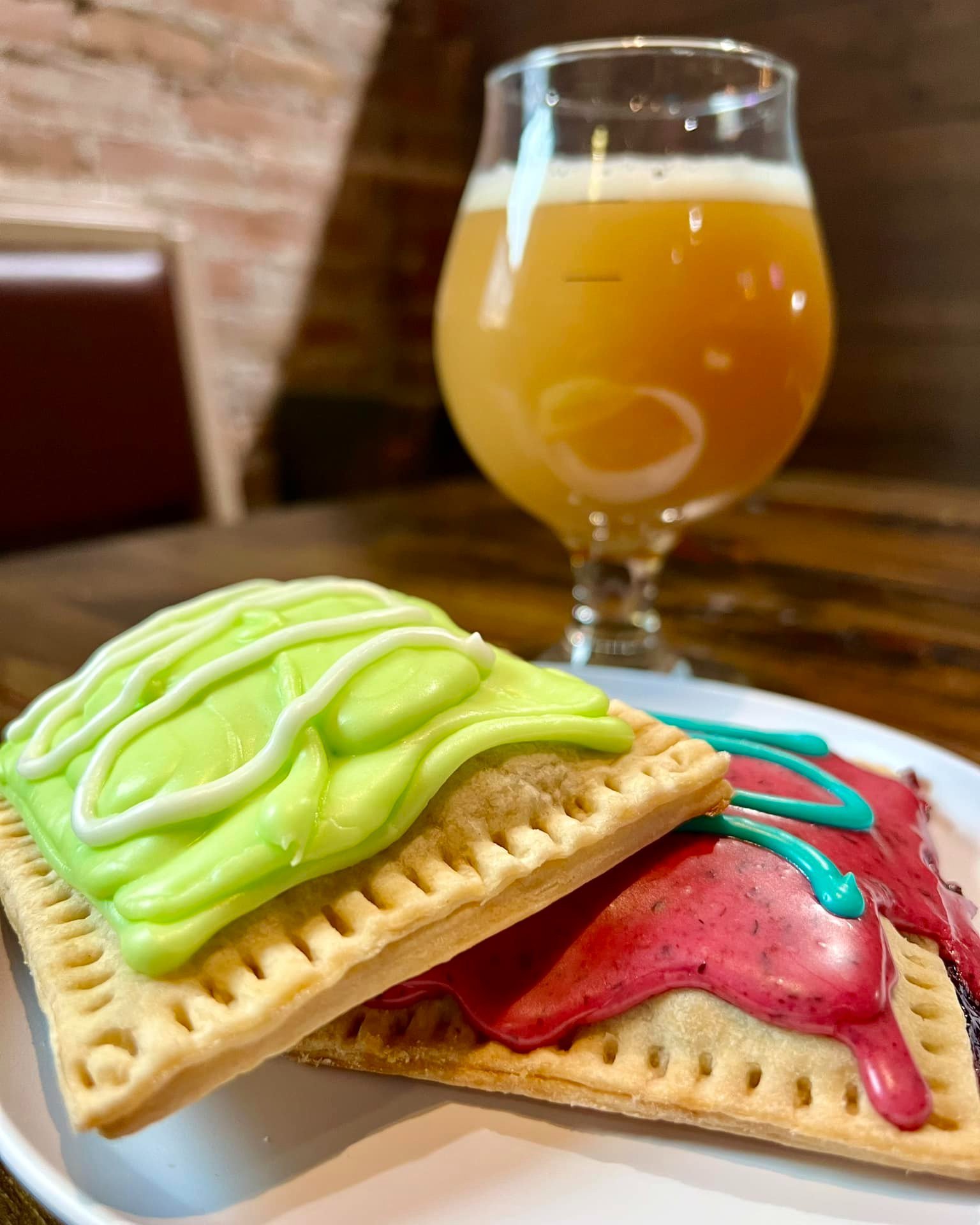 Come get 'Cause I got Really Rye (DNEIPA) and enjoy a childhood classic freshly baked from Strange Matter Coffee Co. in Wild berry and Key Lime. Rich starts spinnin' vinyl at 4:20 but fun and great eats will be had all day! 

Check out all of our 4/2