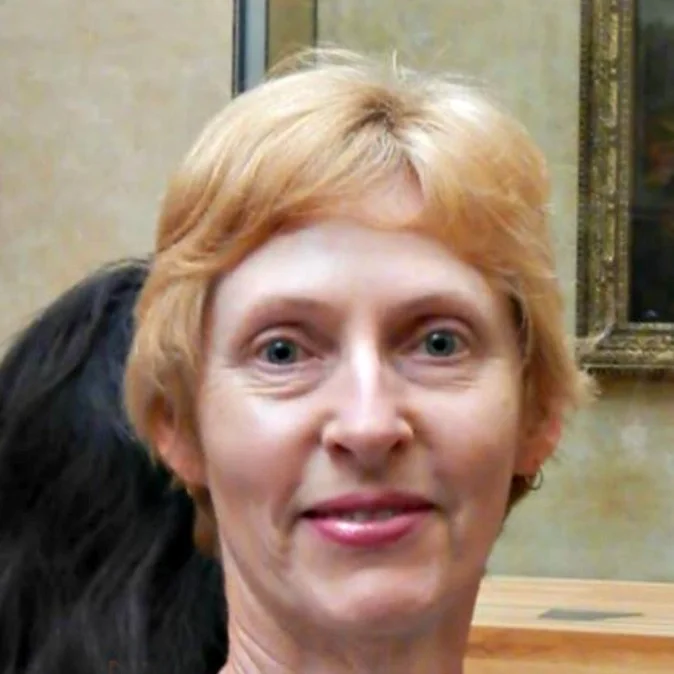 Kathryn Burton $10,000 AOC Founder