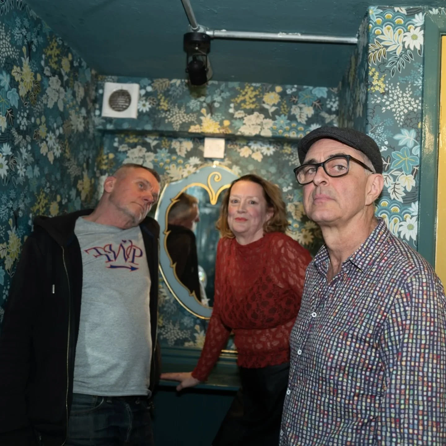 Hanging out with these cool cats at @starofkings last week at another fantastic @problemsfirstworld gig...

#photography #leicaq2 #eventphotography #eastlondonphotographer