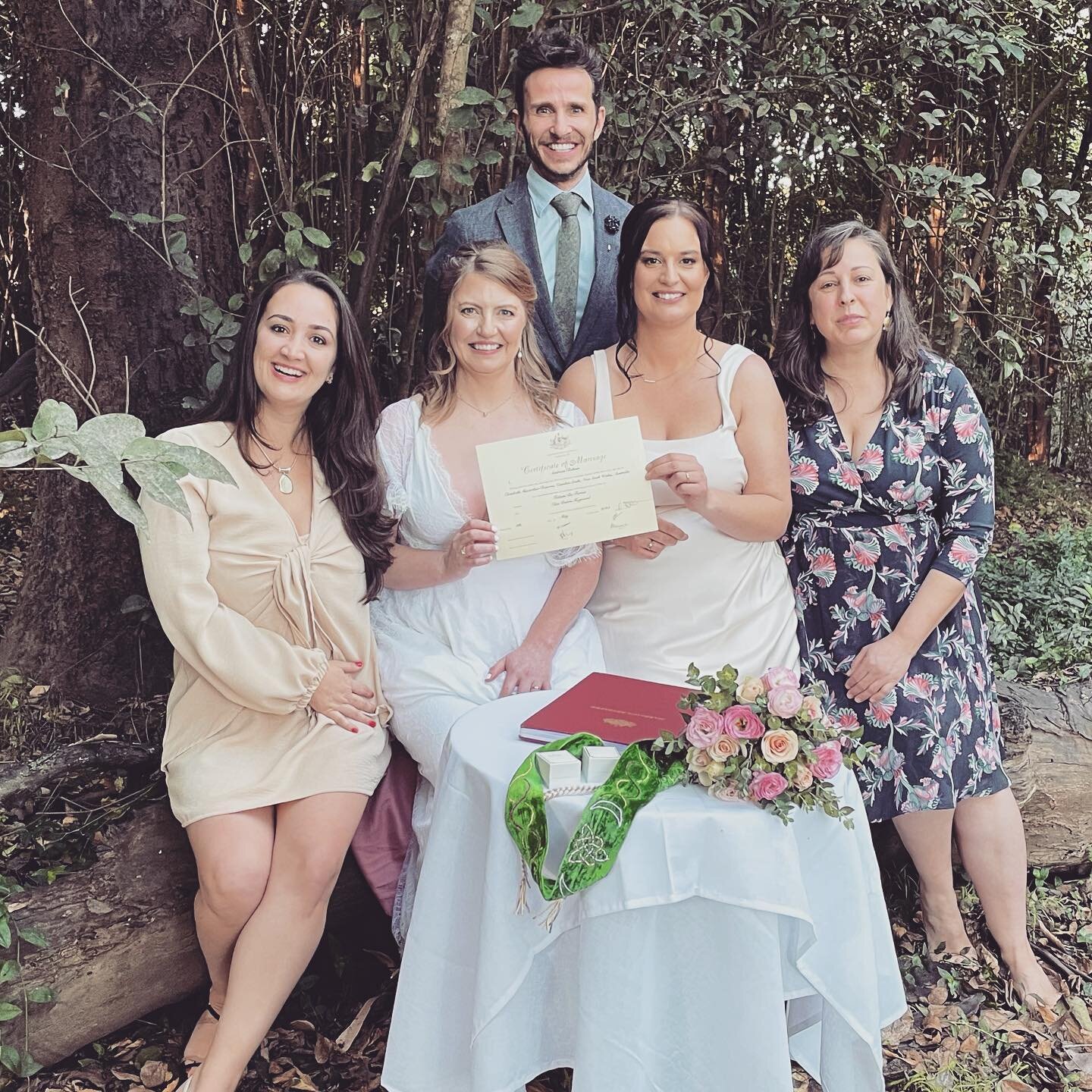 Congrats Elise &amp; Tati 🥳 What a beautiful day it was and stunning location. Such a special ceremony 😍 So much love to you xx 
.
#weddingday #loveislove #congratulations